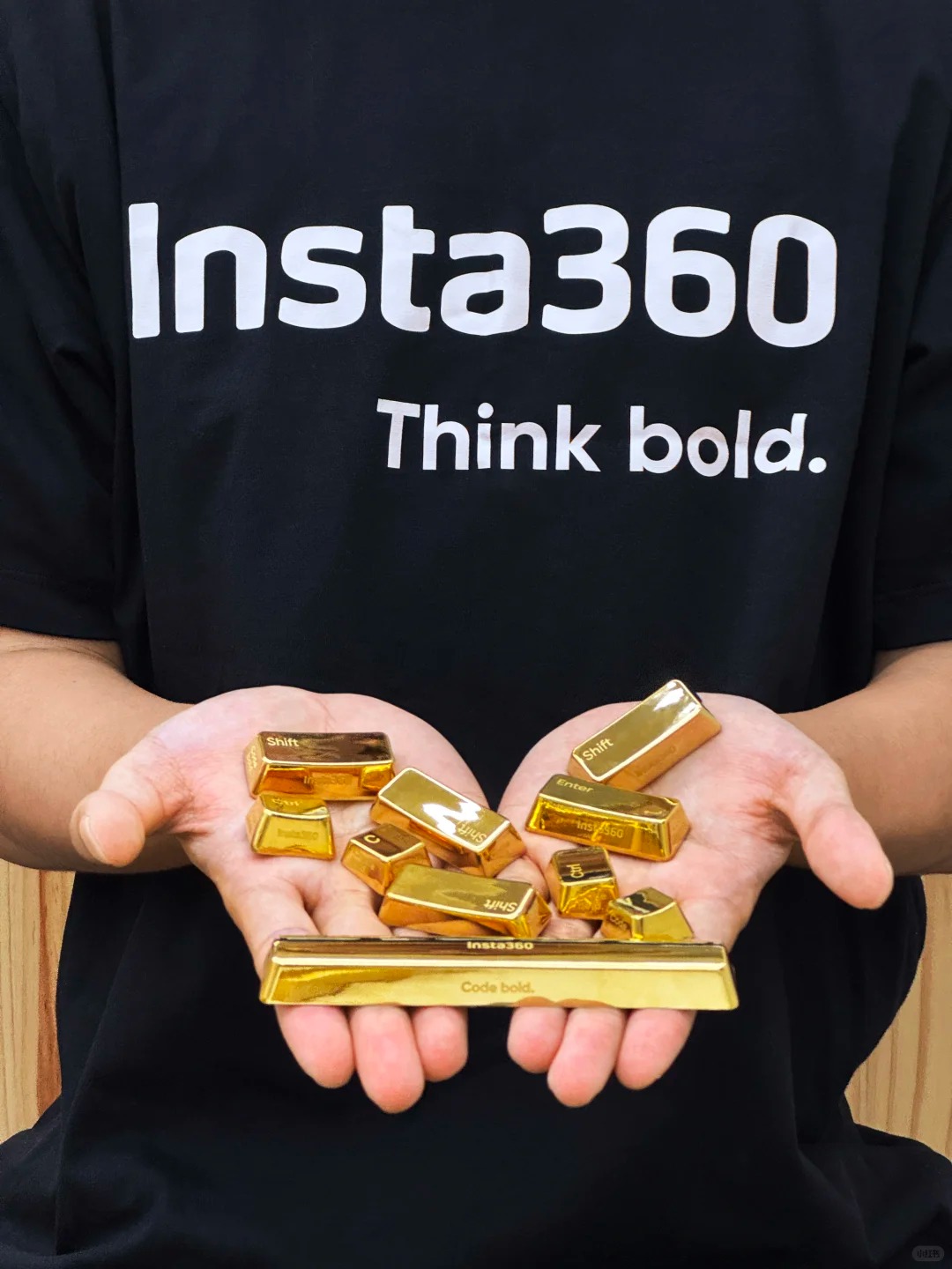 宠粉福利❗️程序员节影石给大家发金子啦_2_影石Insta360_来自小红书网页版.jpg