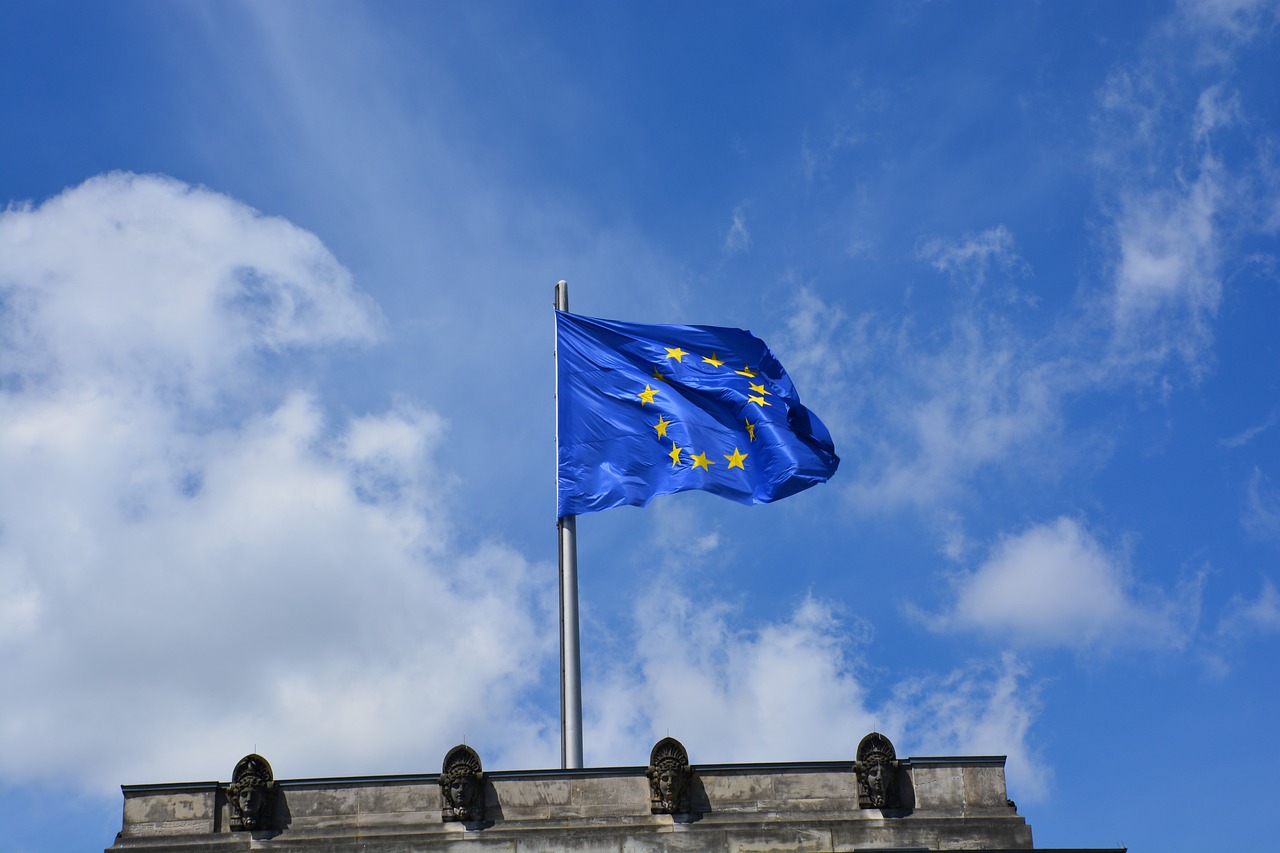 europe-flag-4777467_1280.jpg