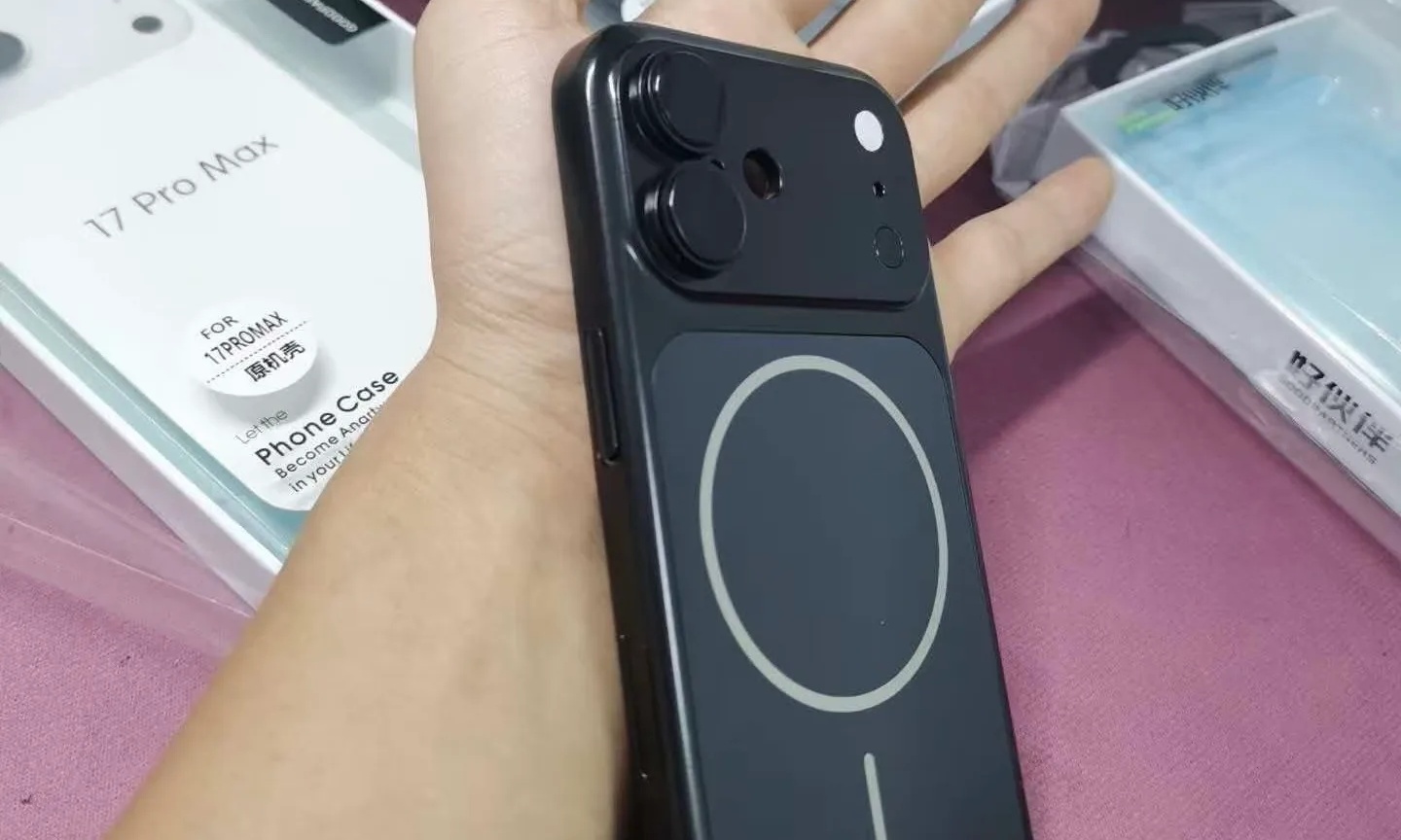 网店卖爆!折射手机壳让手机化身偷拍工具,比针孔摄像头危险百倍