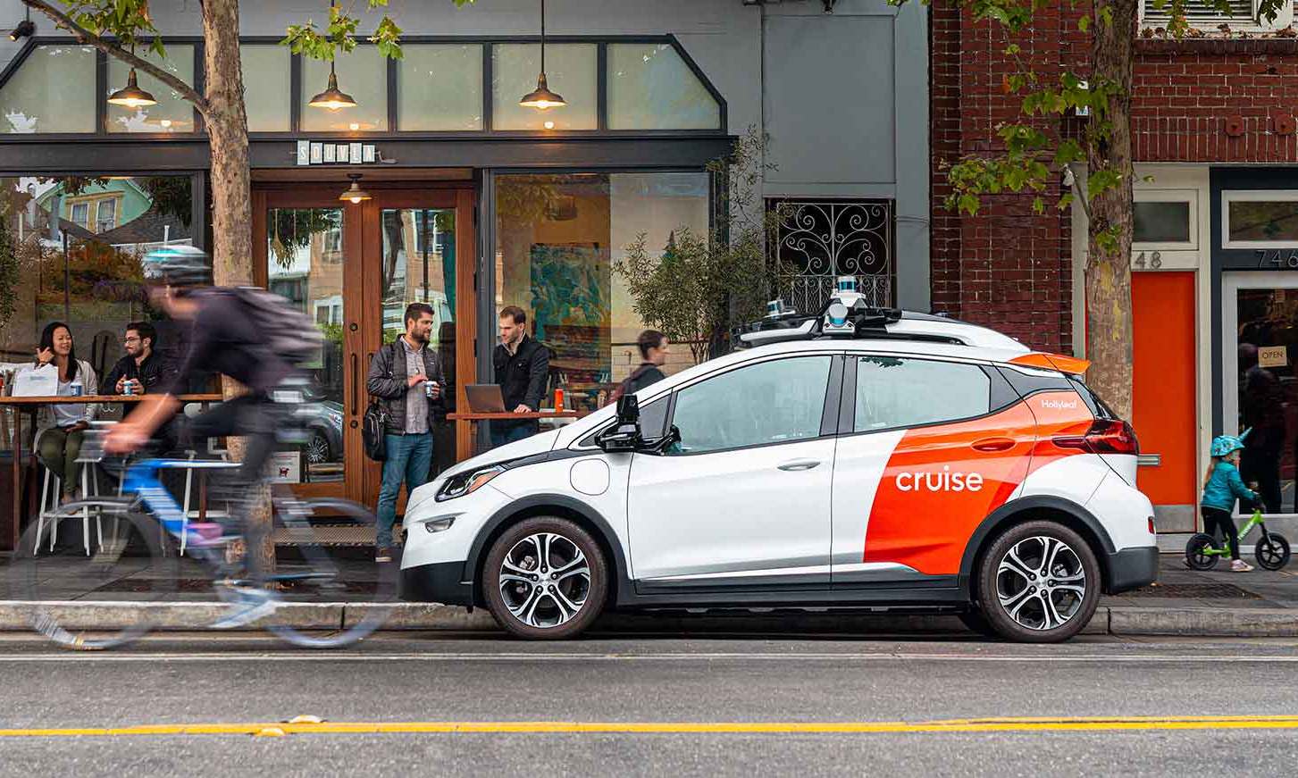 今天的自动驾驶，只能“未来可期”