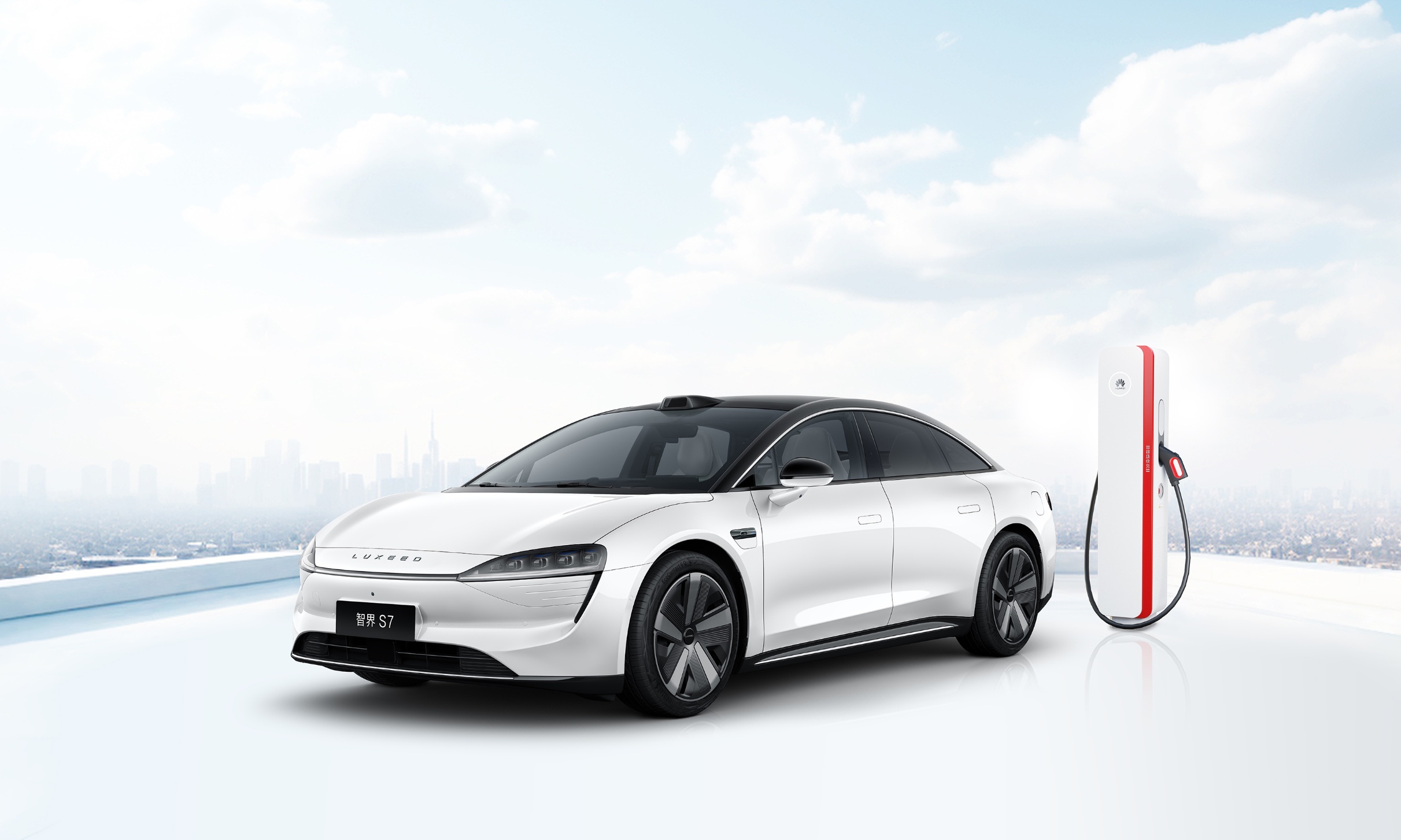 挖墙脚、荐竞品、邀抱团，雷军、华为共演车圈商业攻防战