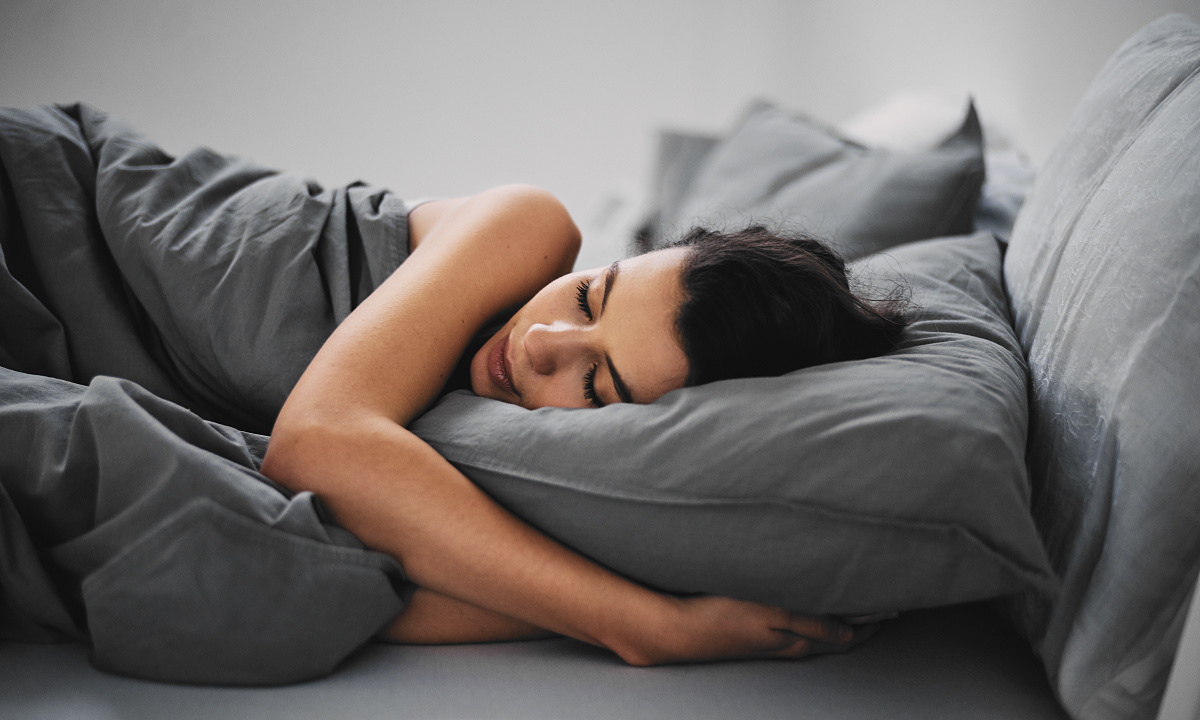 智能睡眠设备PK测试：AI赋能的智能枕，是智商税吗？