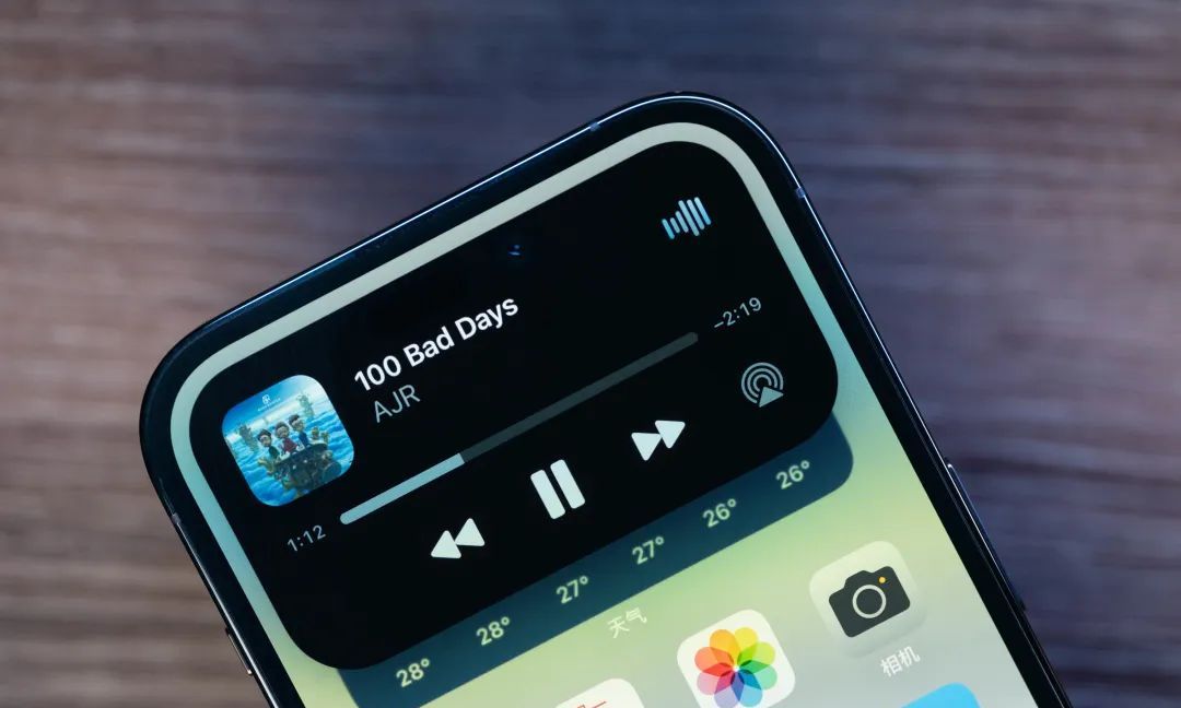 2026年苹果首翻车！灵动岛成广告重灾区，“岛上广告”成趋势？