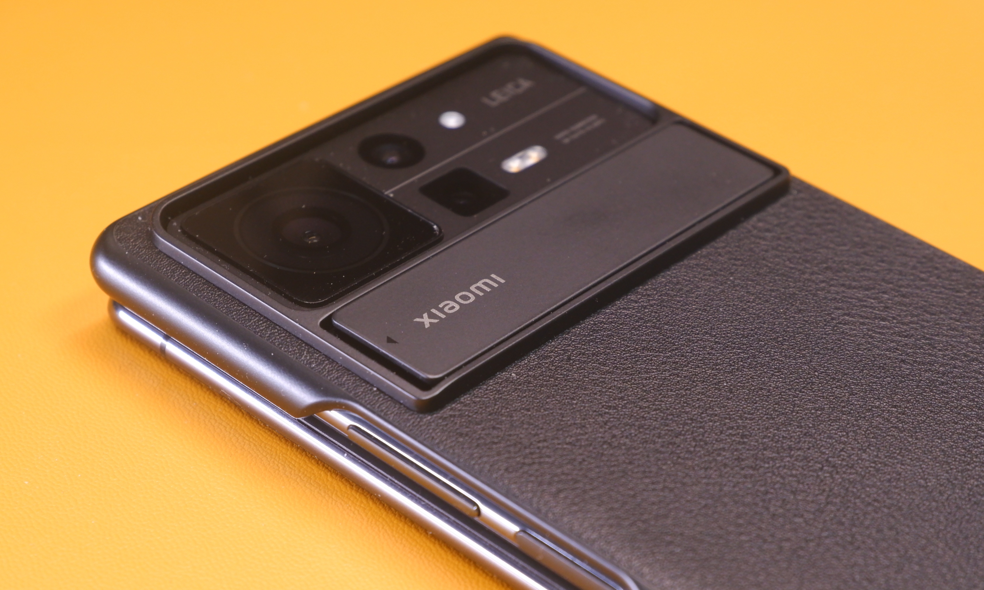 小米MIX Fold 2，第一款让我爱上折叠屏的手机？