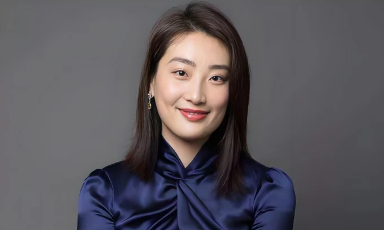 娃小智董事长直播放话，宗馥莉这下要慌了！