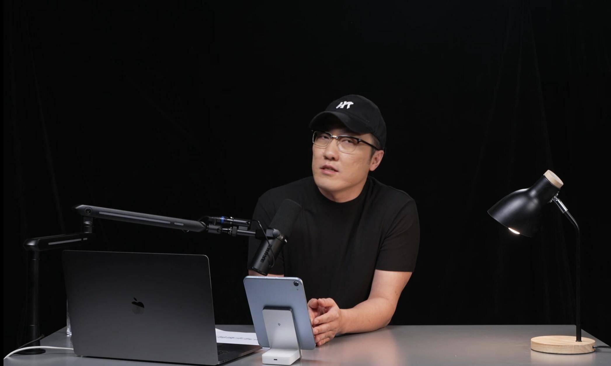 王自如回归首开直播：打算靠AI东山再起，绝不带货！