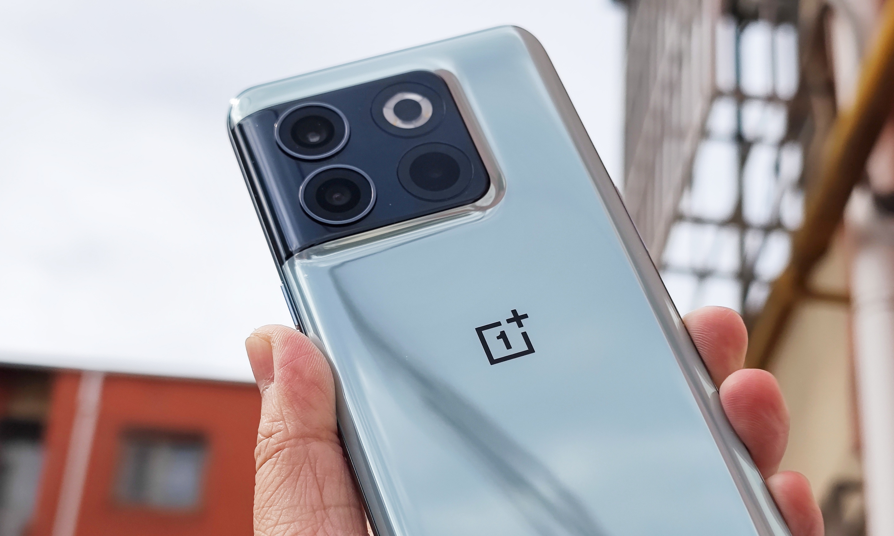 兜兜转转,一加手机终于回到了最熟悉的战场