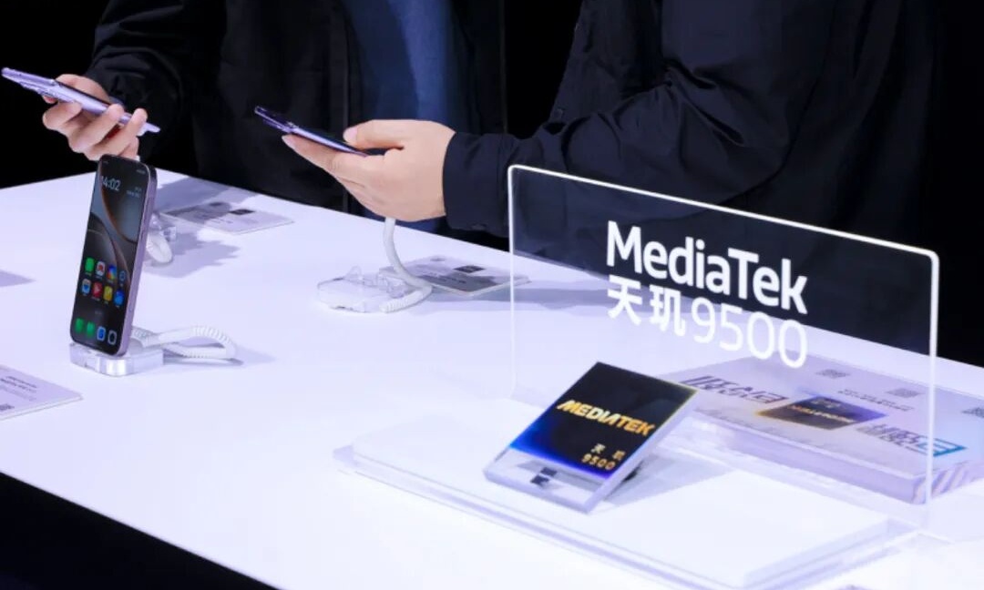 2025数智科技生态大会：AI贯穿全场景，联发科展示下一代智能生活蓝图