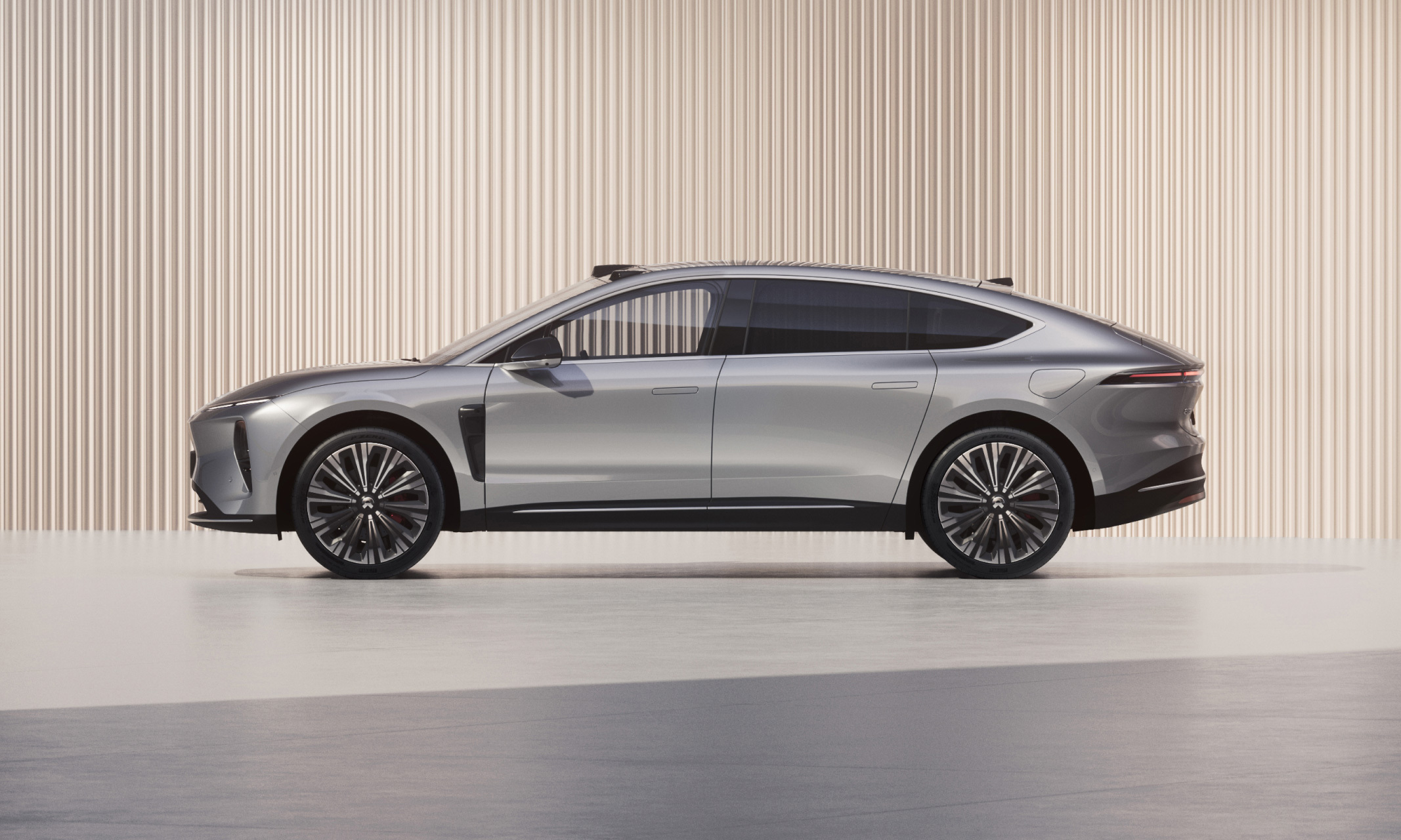 作为150度电池的始作俑者，李斌却说大容量电池无用