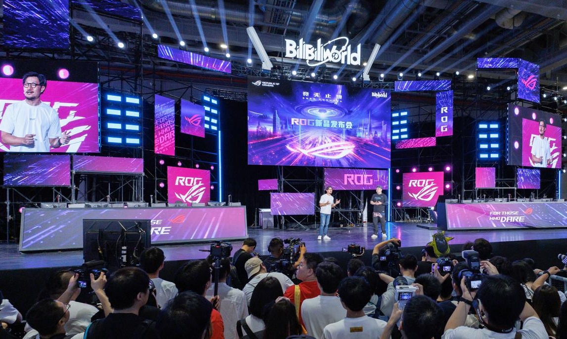 惊喜亮相BW 2024！ROG多款电竞新品发布：QQ飞车联名首次登场