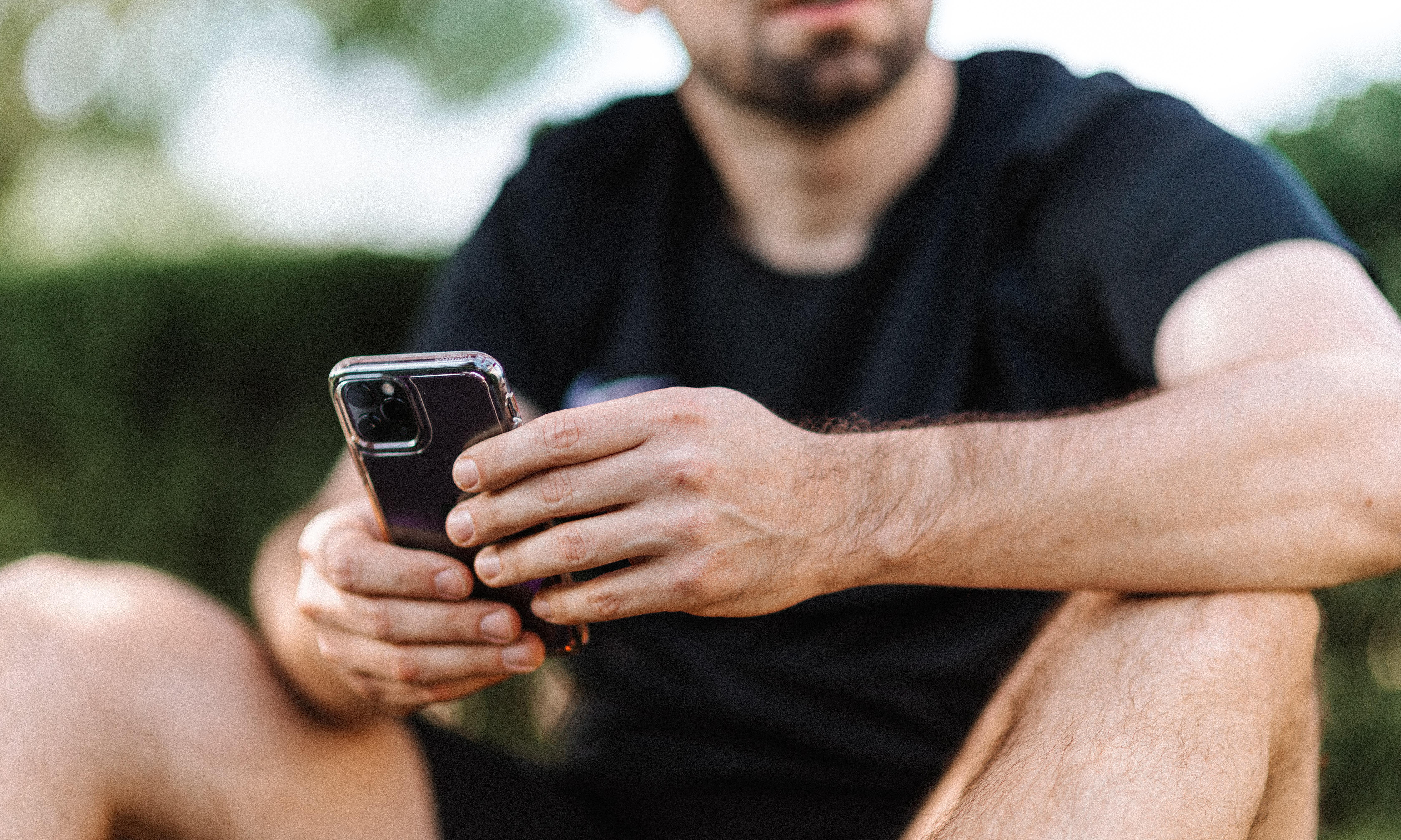 苹果自拍有救了？iPhone14将用上更高端前摄：成本贵三倍