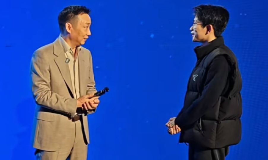 何同学高情商回答！婉拒荣耀CEO李健入职邀约，但爽快答应做顾问