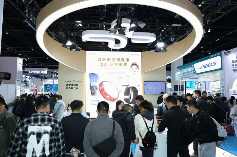 从BioSensor到AI健康洞察，友宏医疗在CMEF展示智能穿戴技术新应用