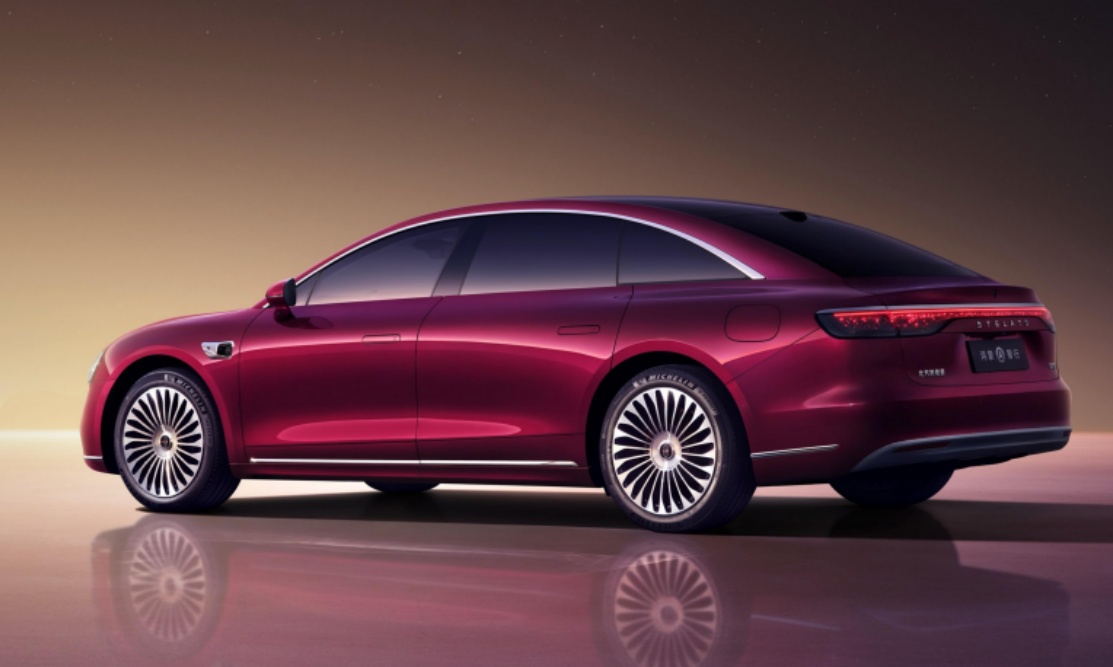 新款享界S9上市售30.98万起,打造“SBBA四分天下”新格局!