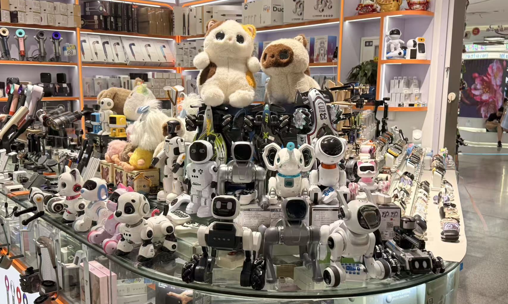 AI硬件横扫华强北:四大新品类崛起,功能越单一卖得越爆