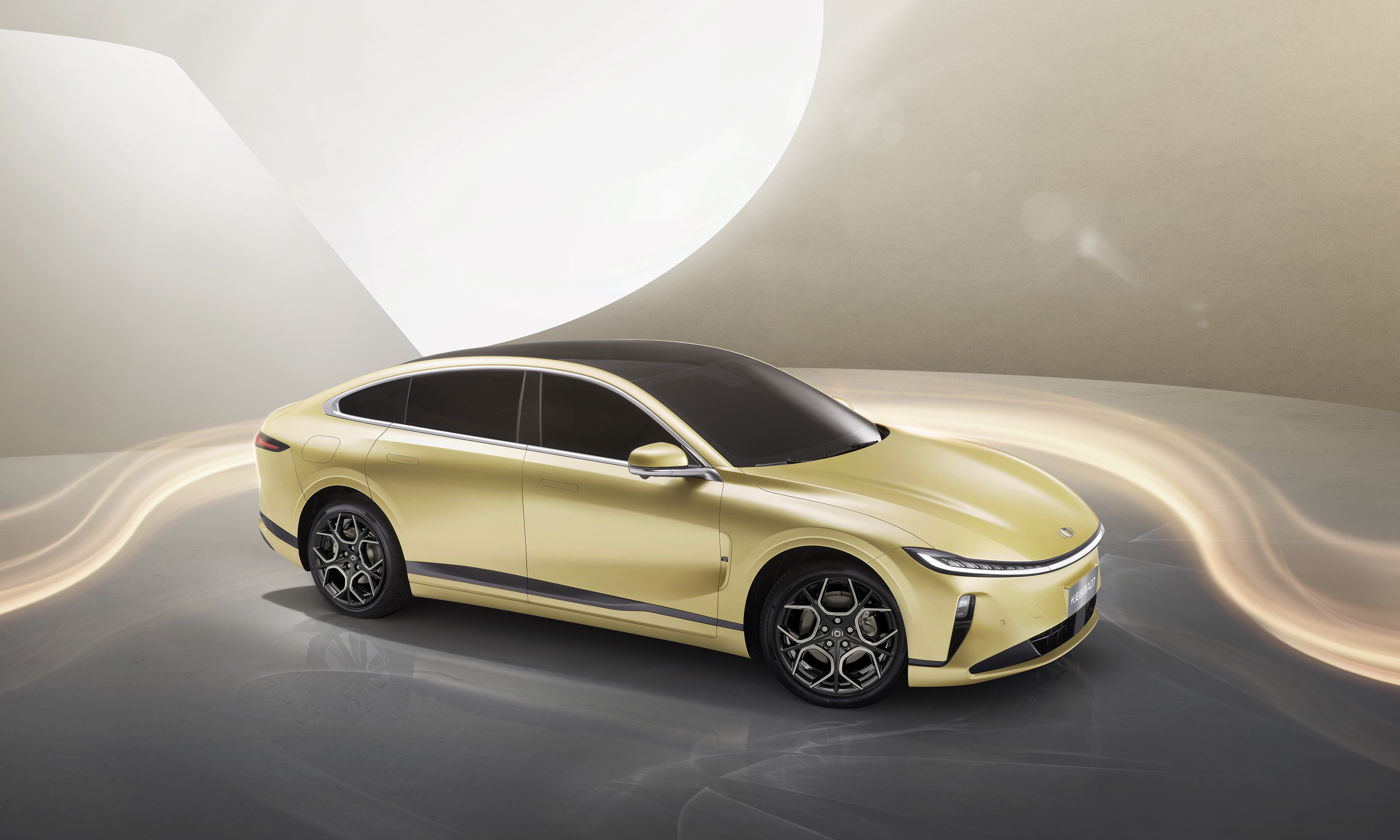 再发新品牌“启源”，长安汽车加速淘汰燃油车