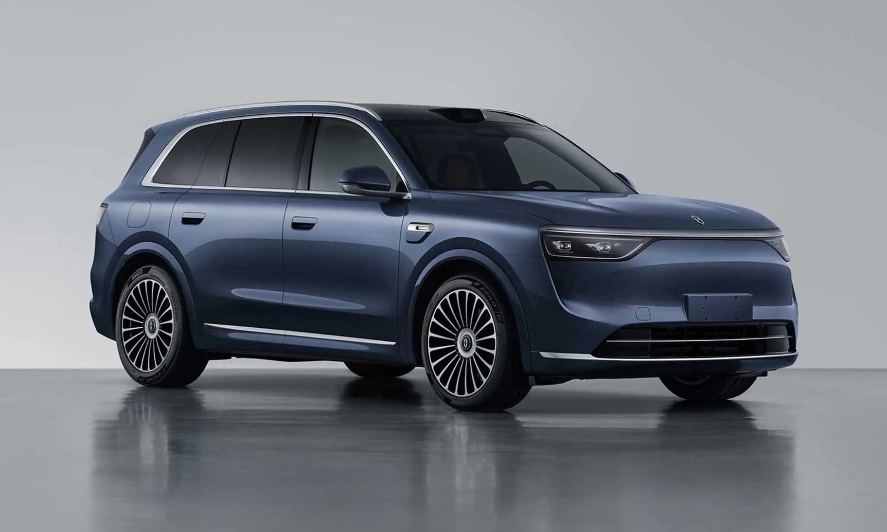 小米YU7、问界M8在列！这组被意外曝光的新车，又要杀疯了？