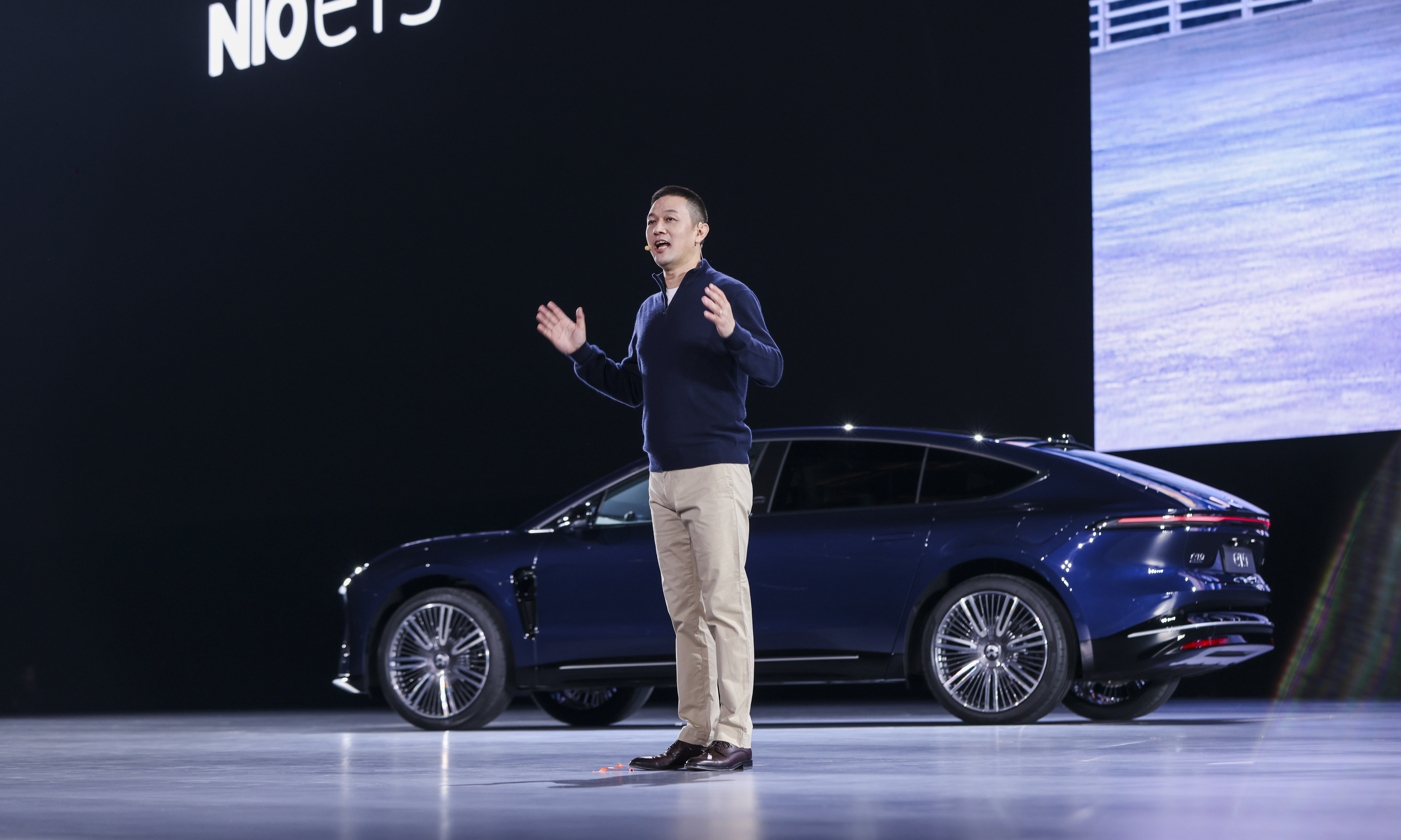 蔚来2025大逆转：累计销量近28万，换电站全国开花，盈利赌局赢面多大？