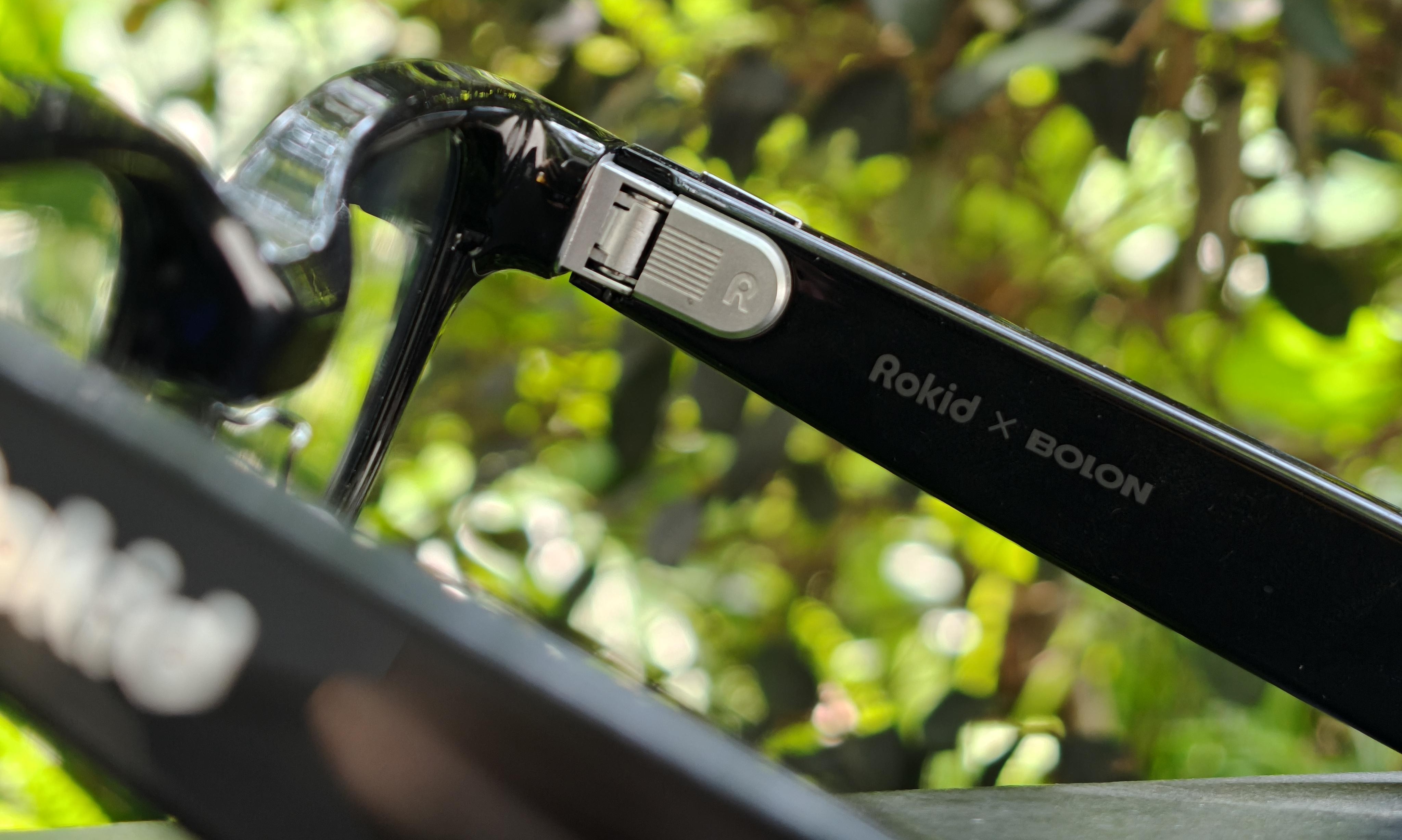 百镜大战一年,依视路、Tim到底看中了Rokid乐奇什么?