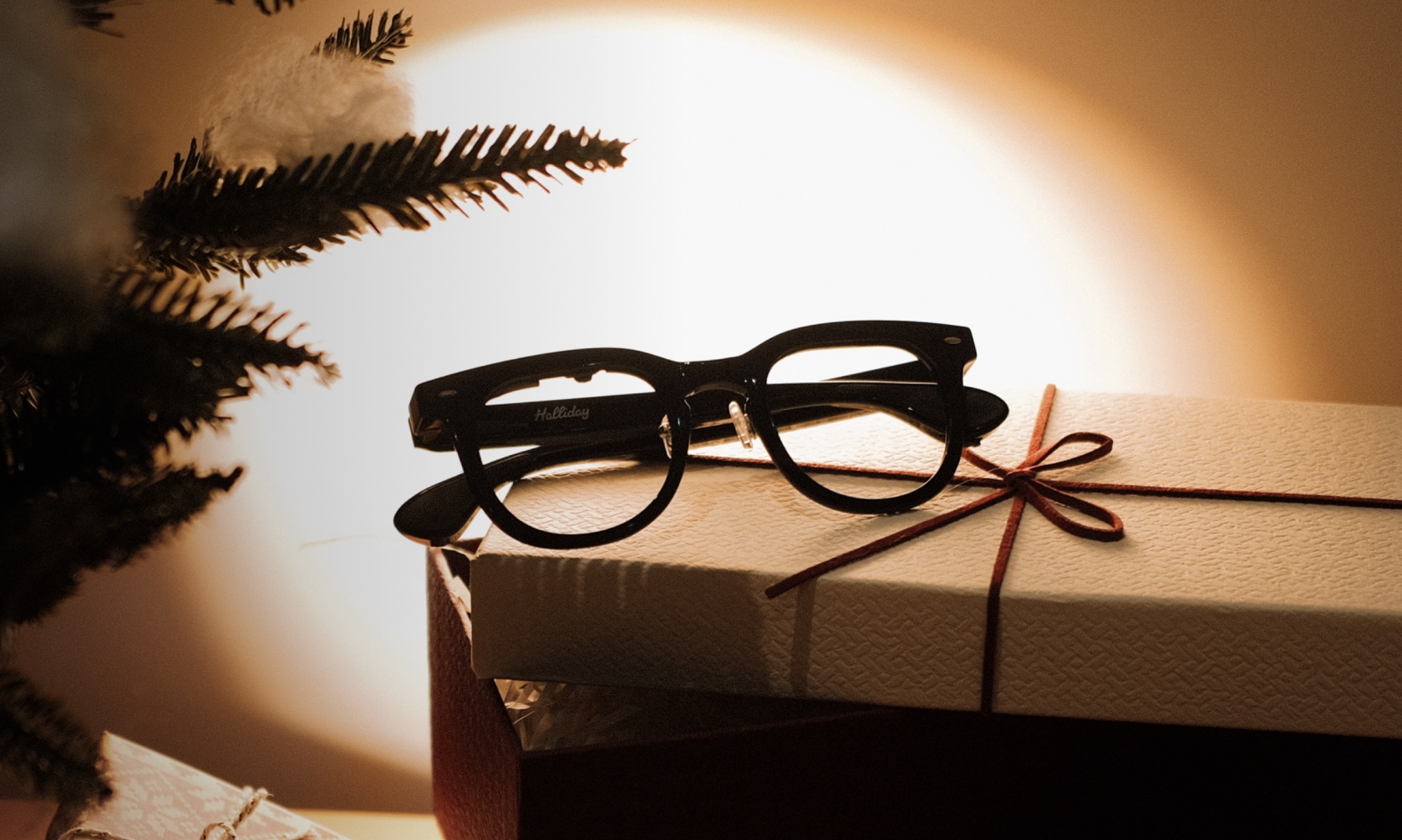 「百镜大战」一周年：巨头新锐同台竞技，技术路线之争结束了？