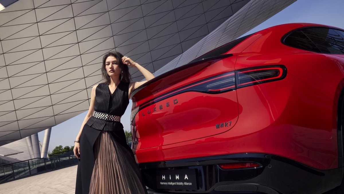 智界R7纯电版12月销量突破15000台：成围剿Model Y第一车