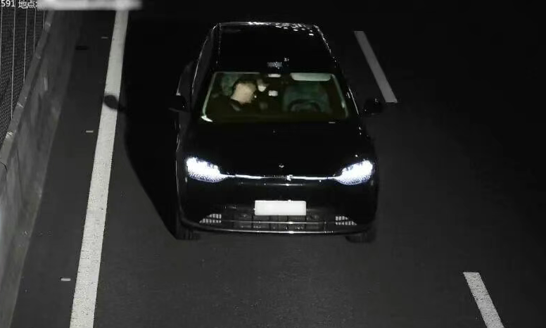 “智驾神器”火了！线上狂售百万单，有人却因此获刑？