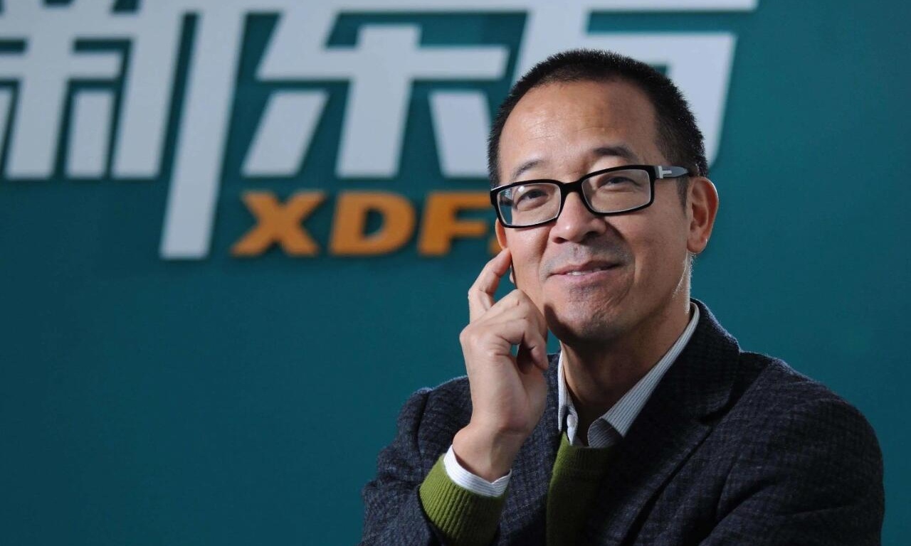 黑红也是红？俞敏洪硬刚南极争议，边聊冰山边带货