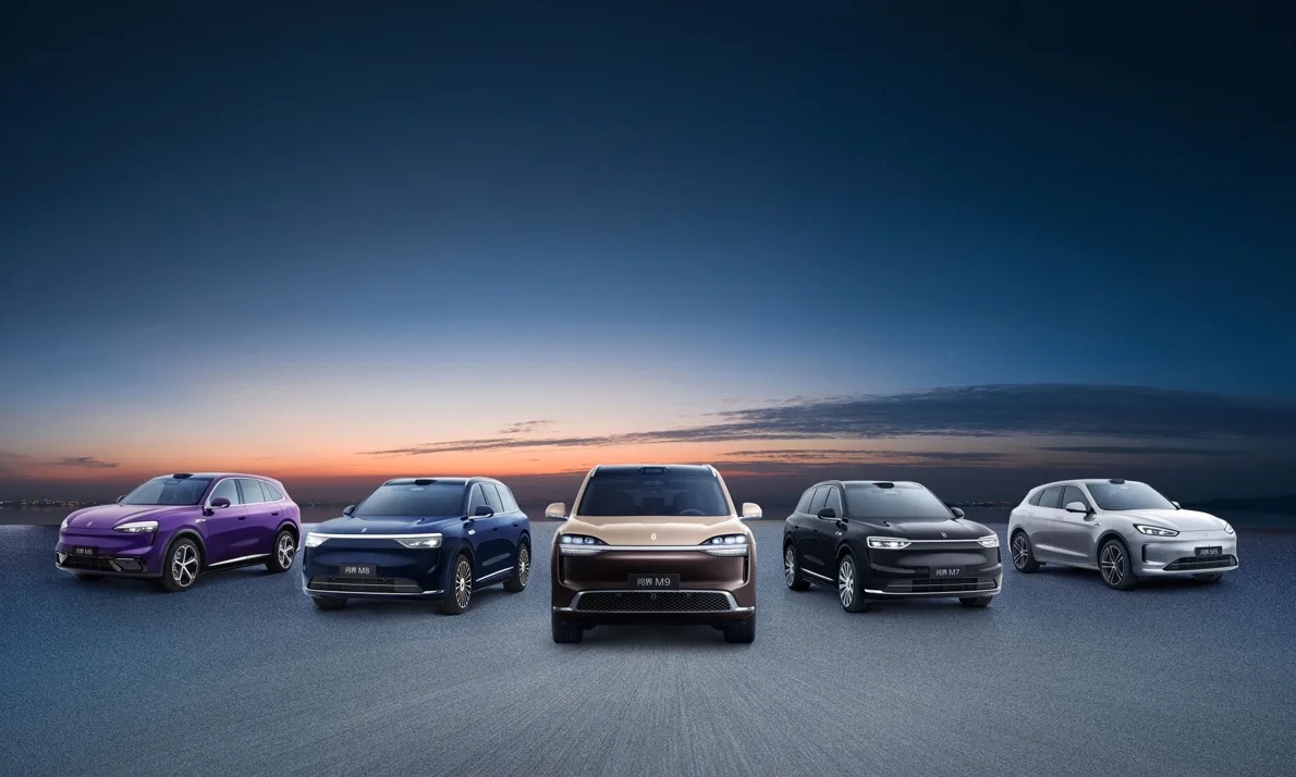 问界M9站稳50万级销冠!赛力斯上半年杀疯了