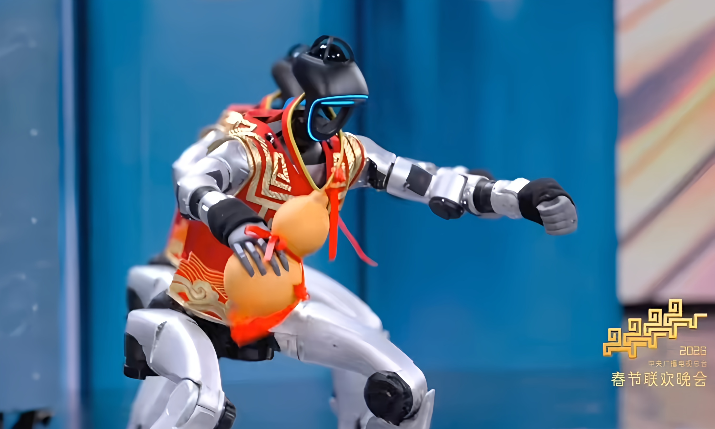热搜第一！机器人「全面入侵」春晚，外国网友评论亮了