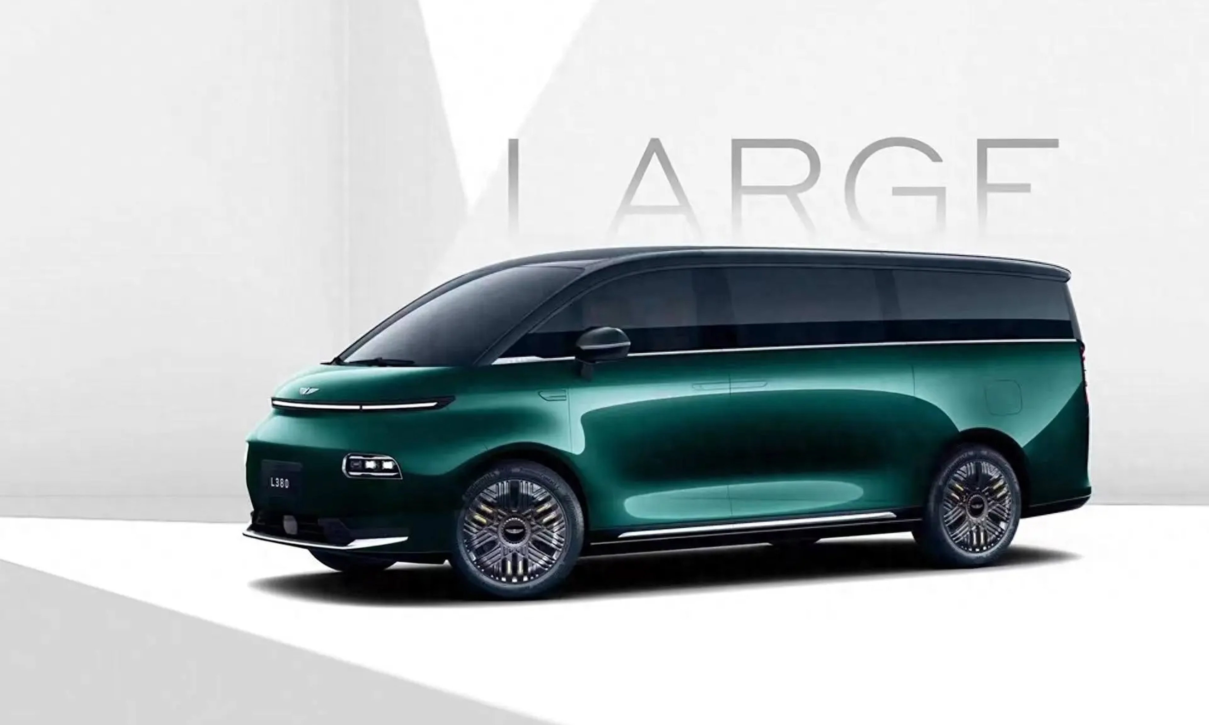 下定送黄花梨手串,LEVC L380亮相:预计40万元