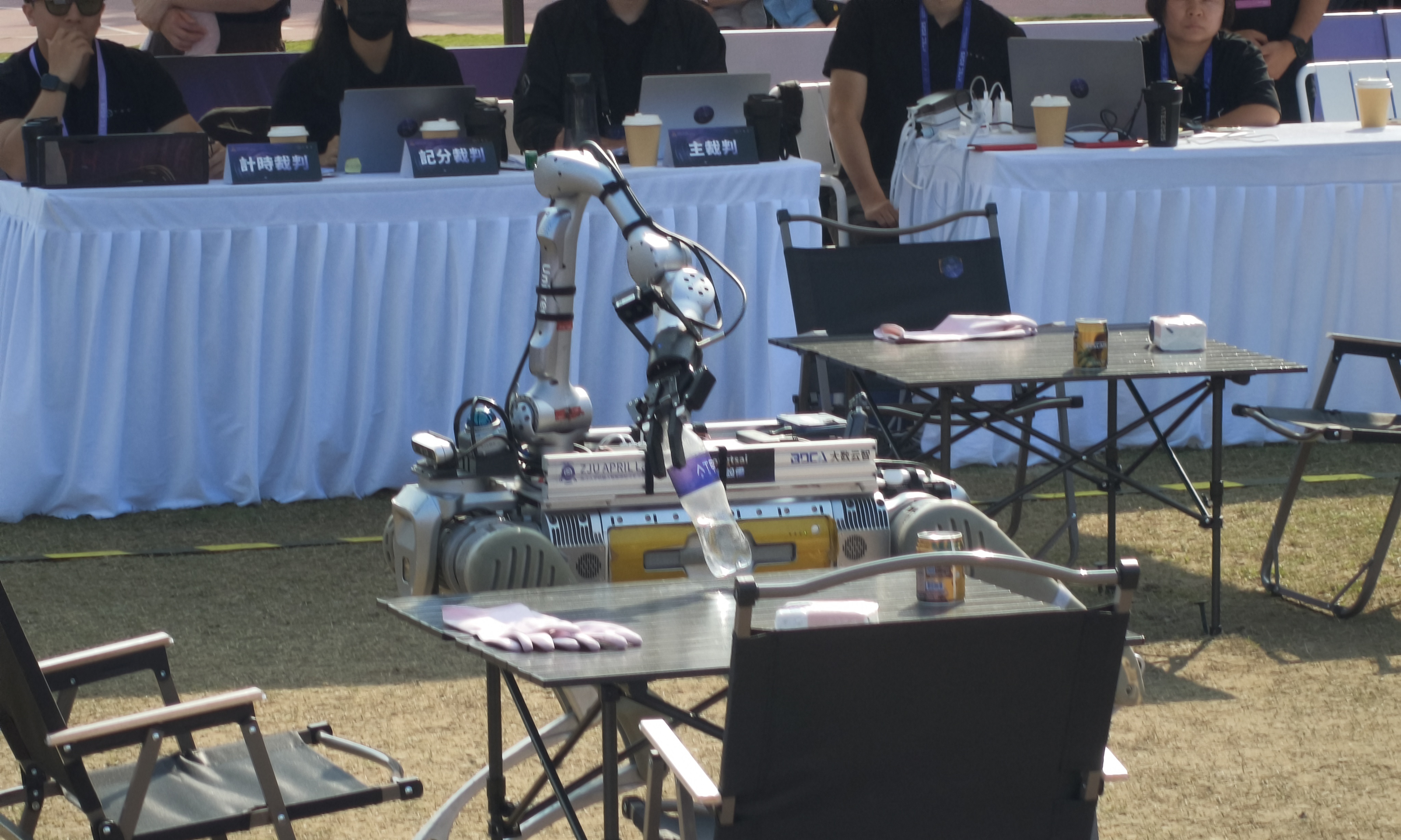 不满足于跳舞踢球！ATEC如何推动机器人走向真实物理世界？