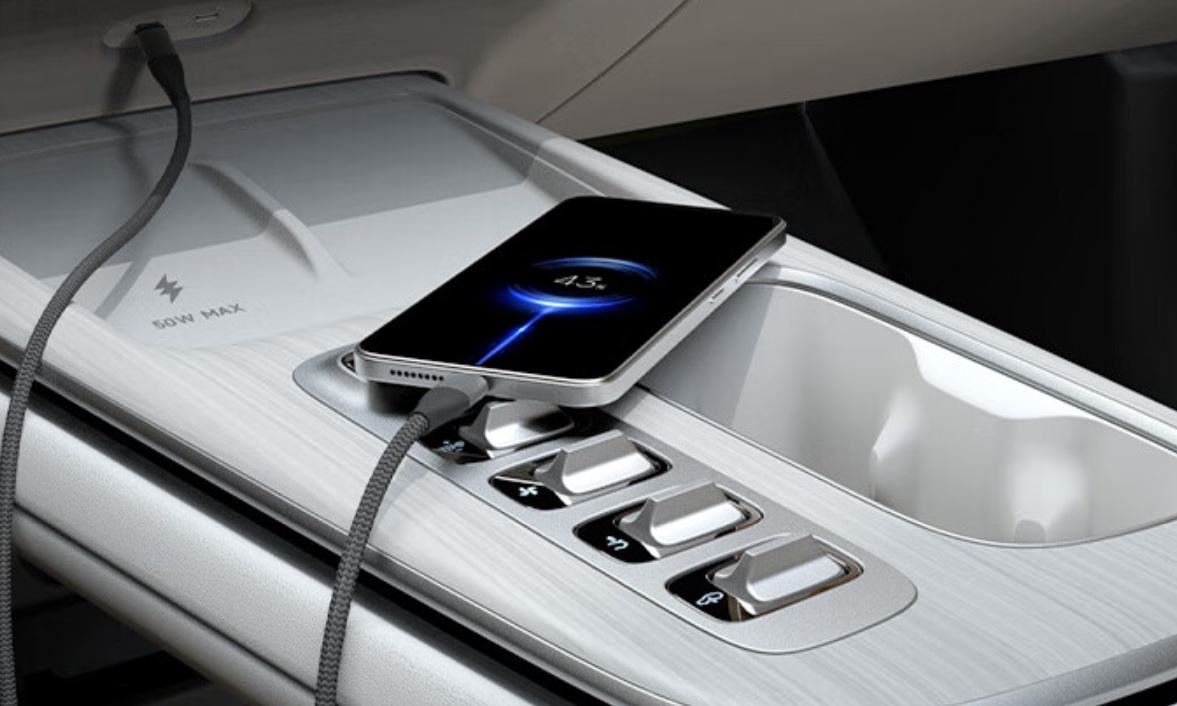 连汽车数据线都成了爆款,小米的产品观变了吗?