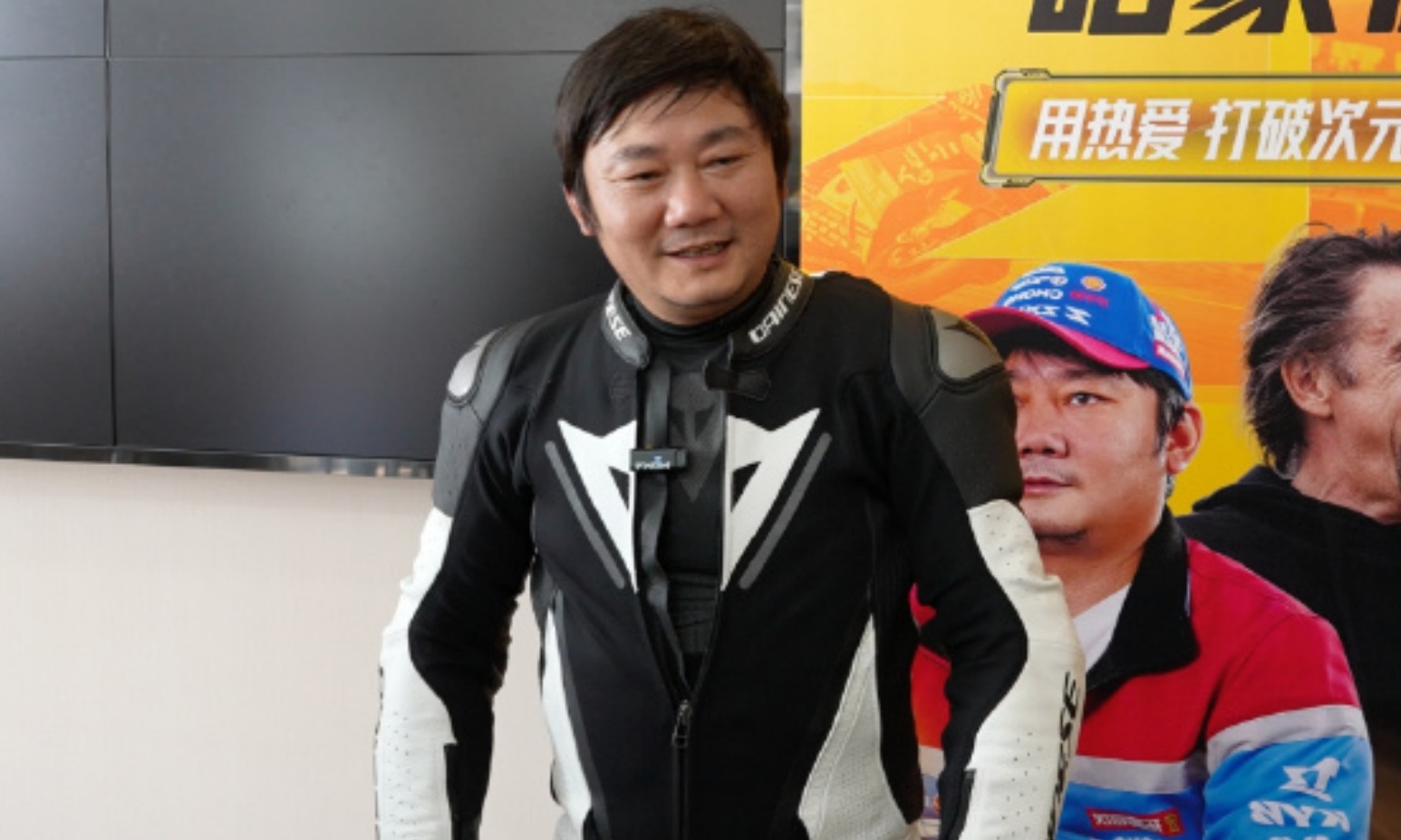 张雪怒骂！自家门店备注车主「墨迹」，罚款1万补偿车主