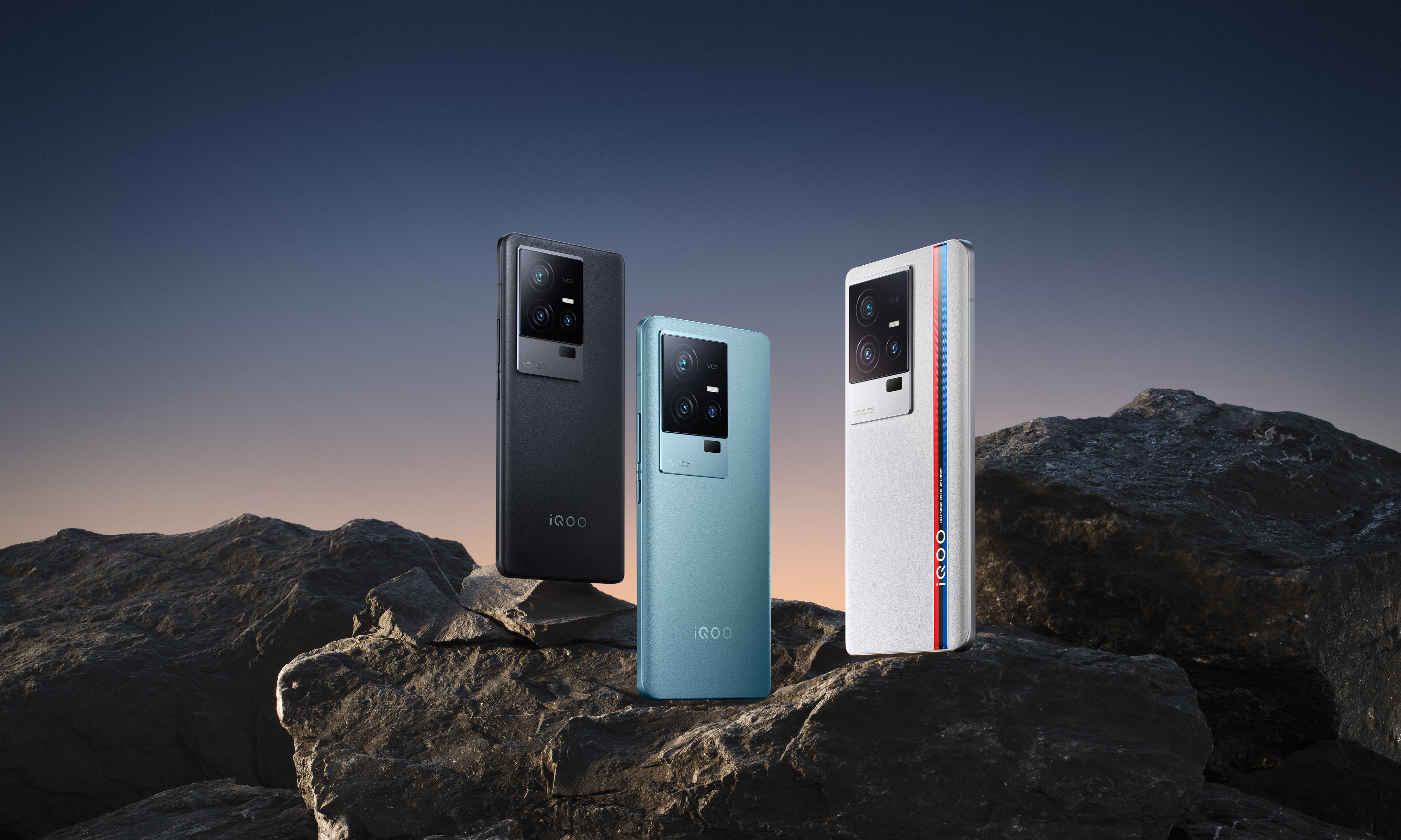 iQOO 11S正式发布！很难想象不到四千块居然能买到这些配置