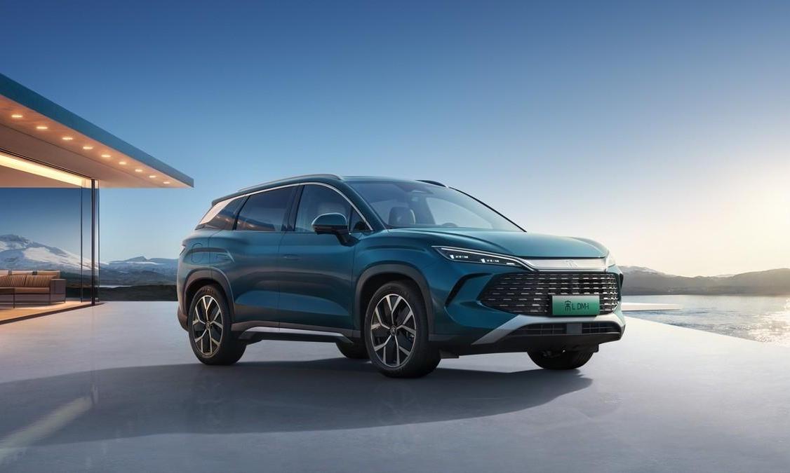 开创SUV油耗3时代,“大宋”来了!宋L DM-i震撼上市13.58万元起