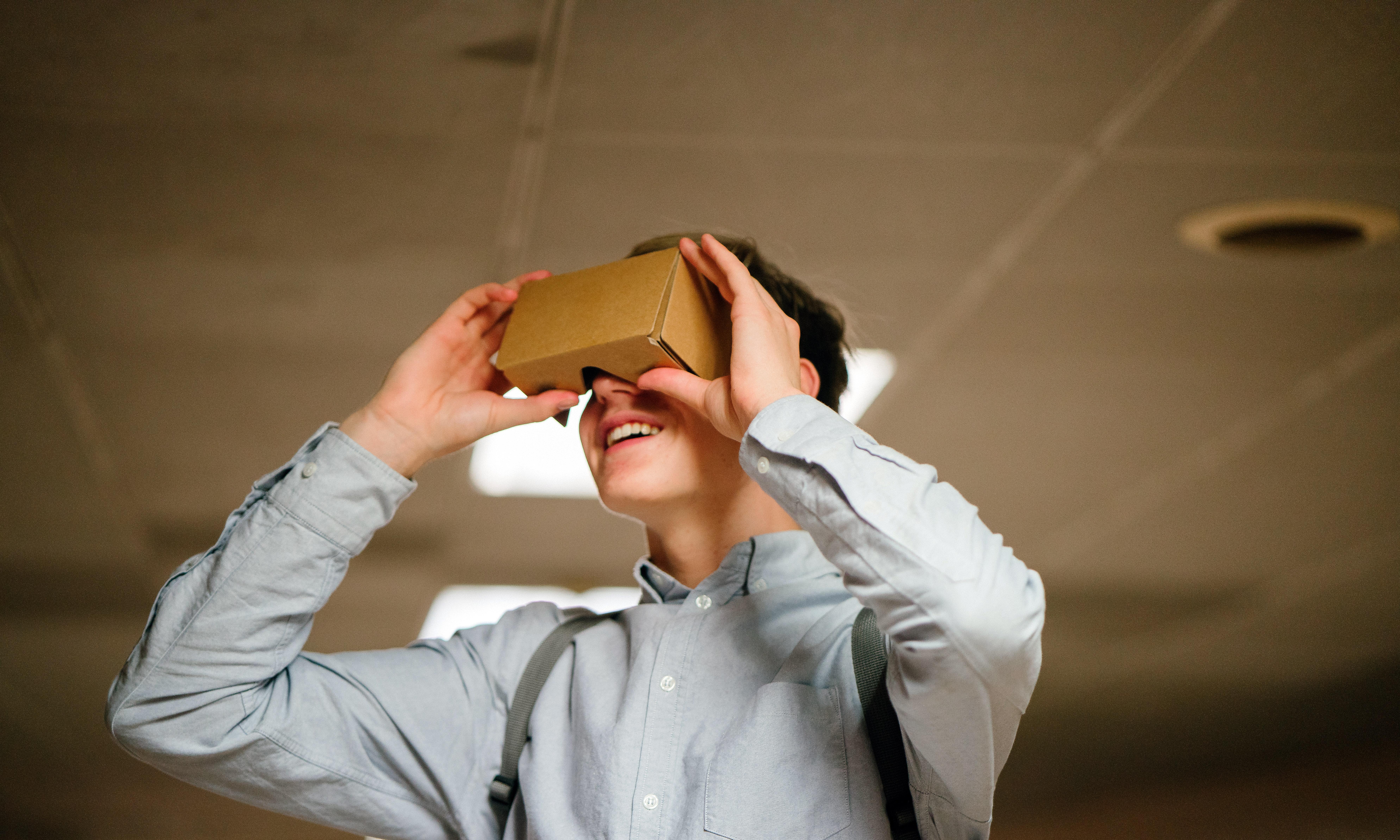 融资4个亿！罗永浩AR创业项目要稳了：美团龙珠领投