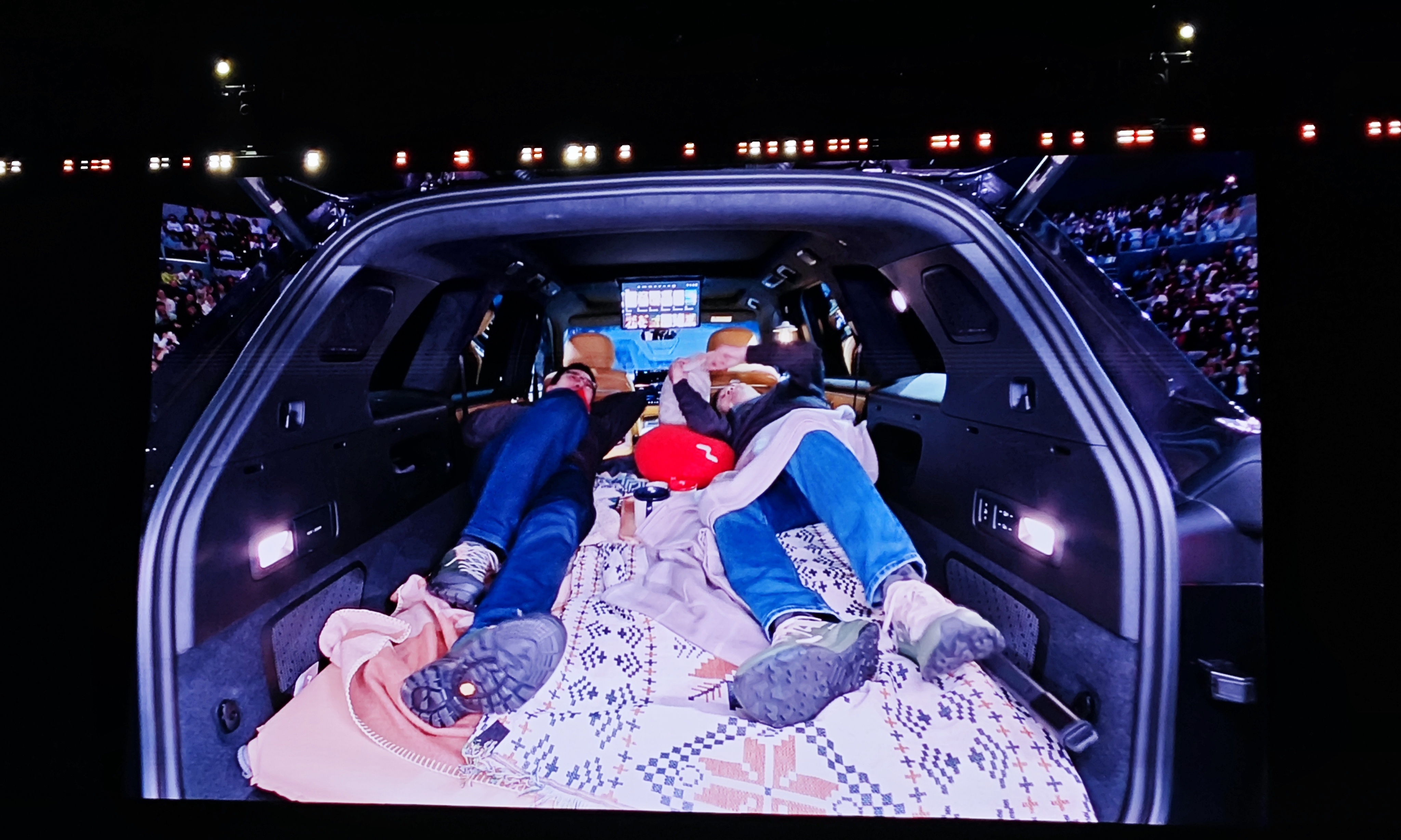 15.98万！乐道L80开启预售：空间依然是SUV的杀手锏