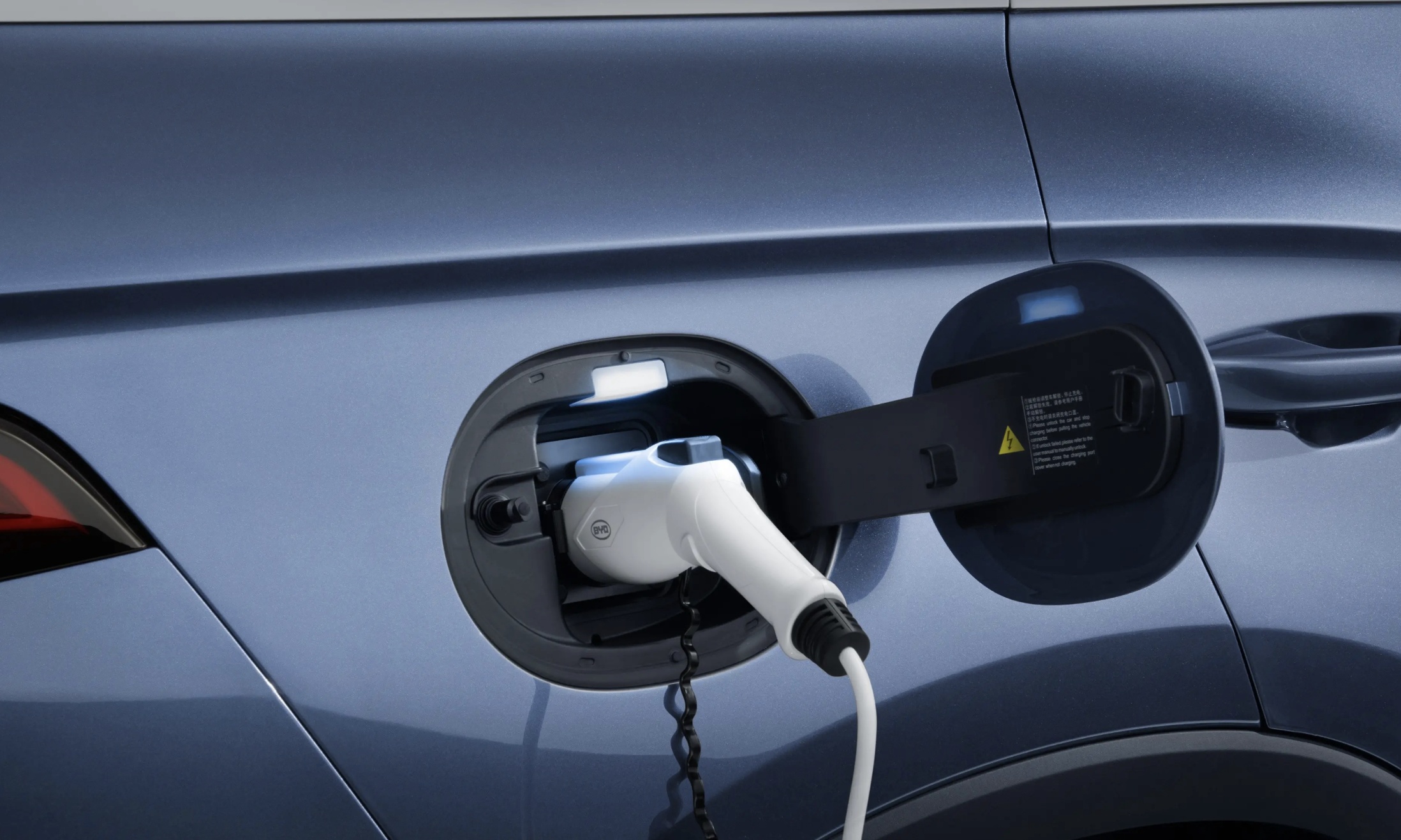 不是巧合!今年春节,电动车返乡不再是「勇敢者的游戏」