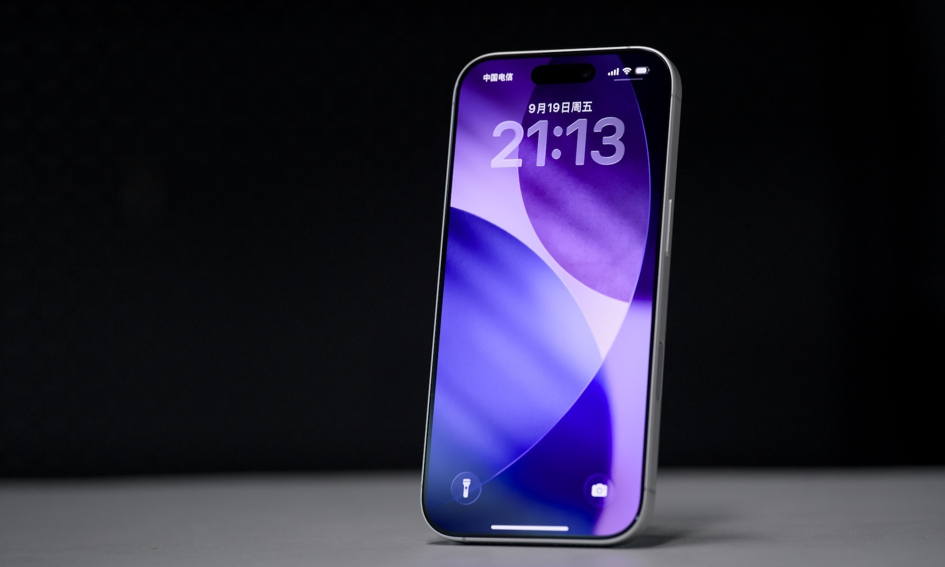 「AI按键」成2026旗舰标配：小米、OV、荣耀集体入局，用户却越用越懵