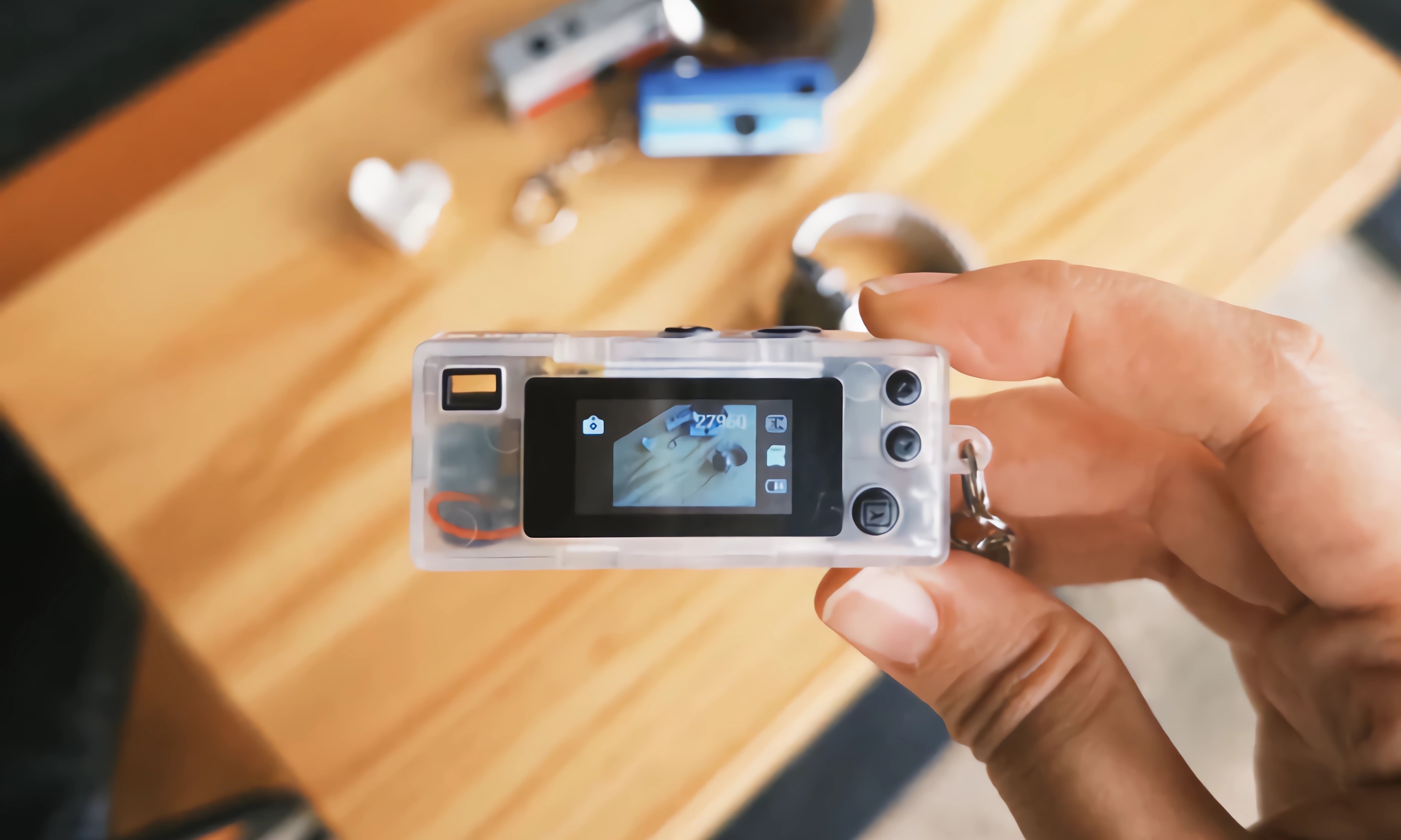 200元钥匙扣相机卖爆！画质略等于无，这是柯达最后的挣扎？