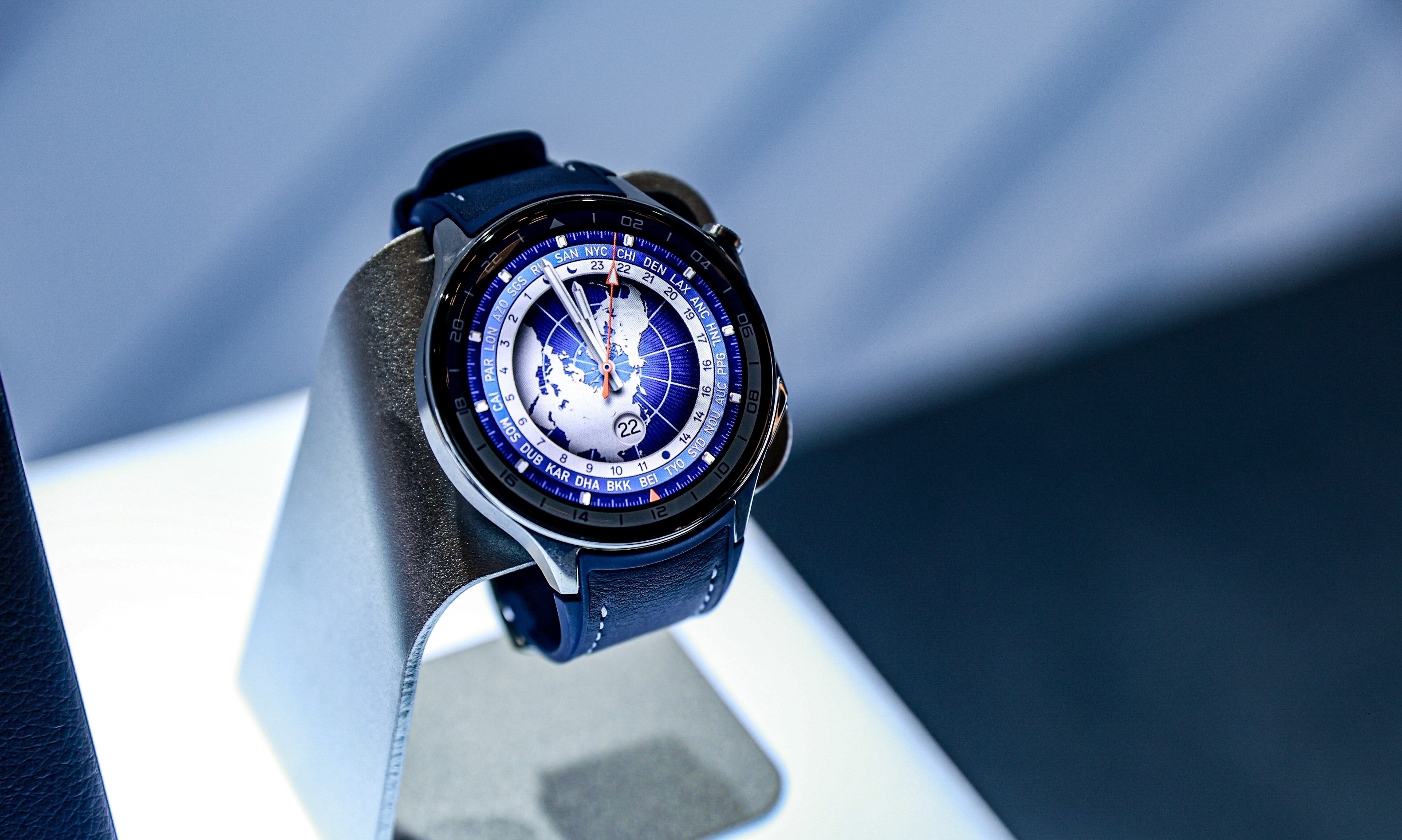 便宜又大碗的安卓手表，正在全面超越Apple Watch