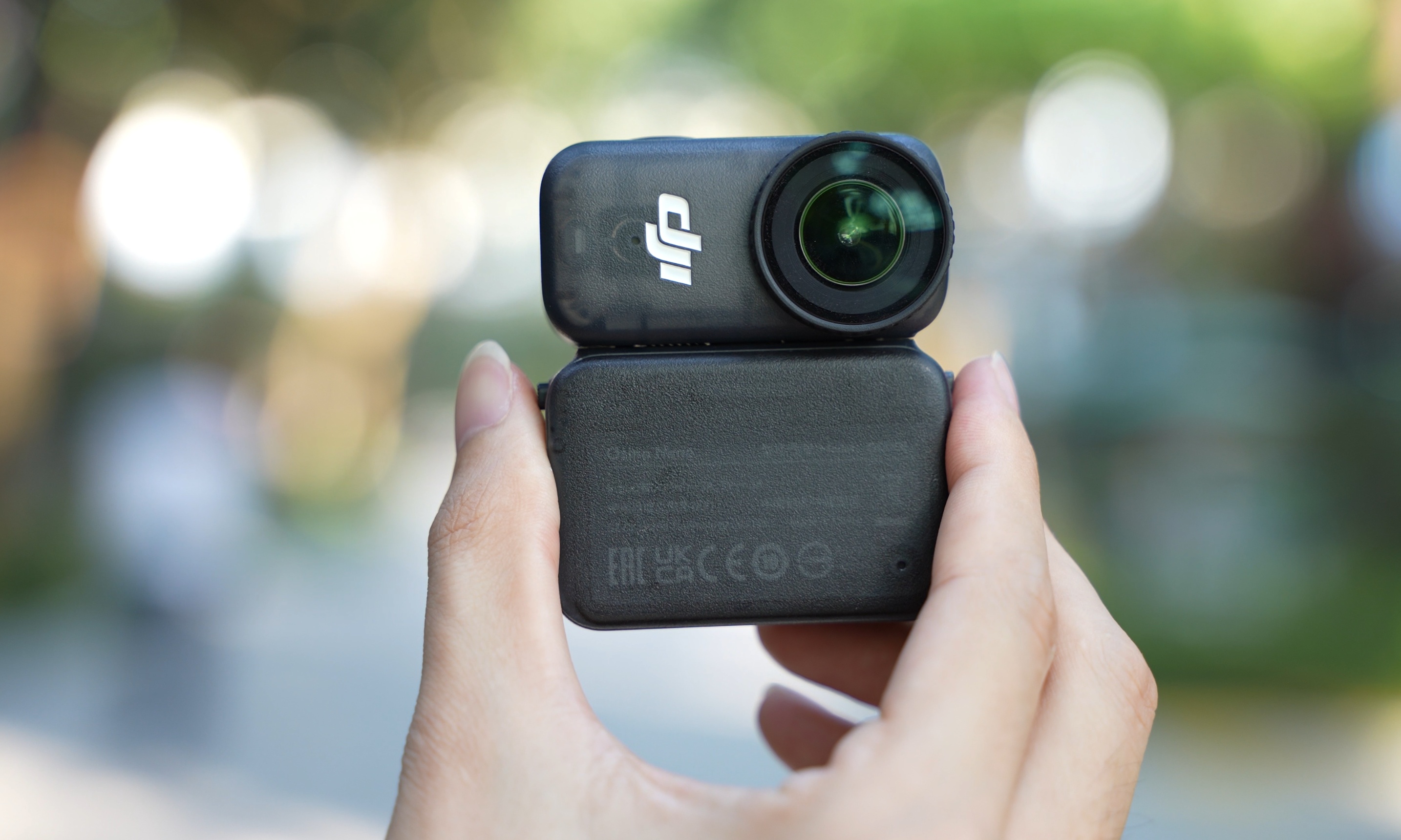 DJI Osmo Nano首发评测：真无感拍摄，堪称新一代拇指相机