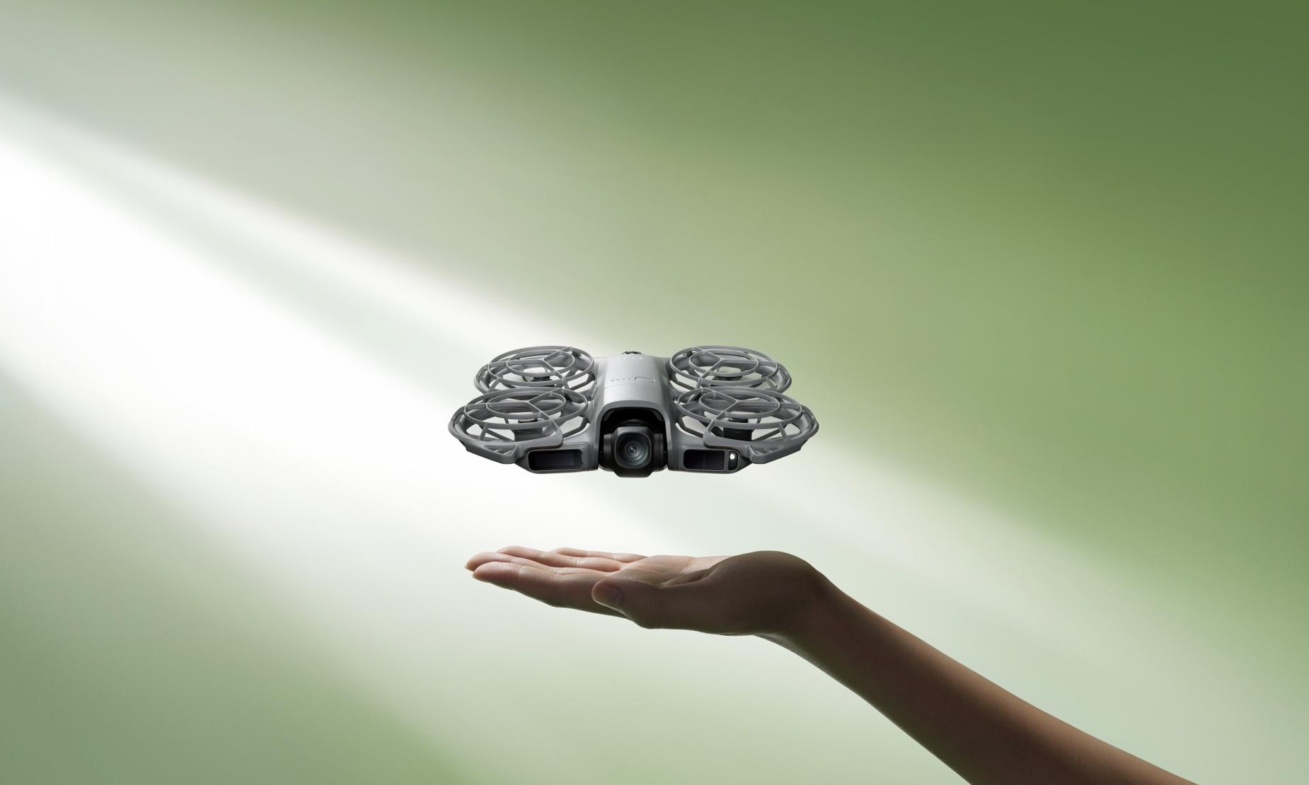 “会飞的跟拍摄影师”大疆 DJI Neo 2 正式发布,系列首搭全向避障,1499元起