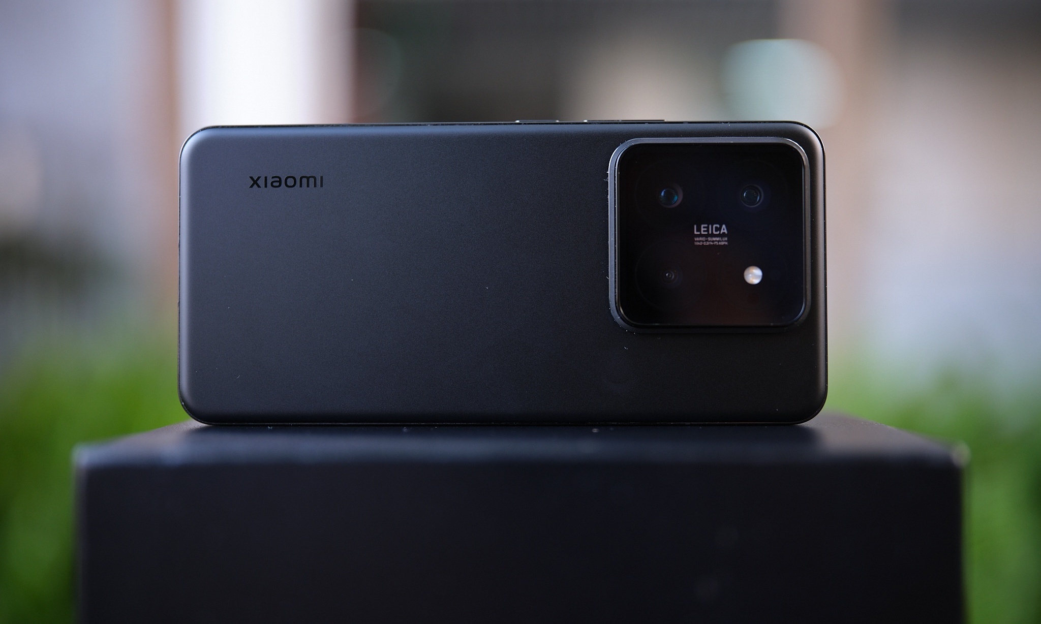 销量过百万！小米14系列卖爆，真能对标iPhone 15 Pro？