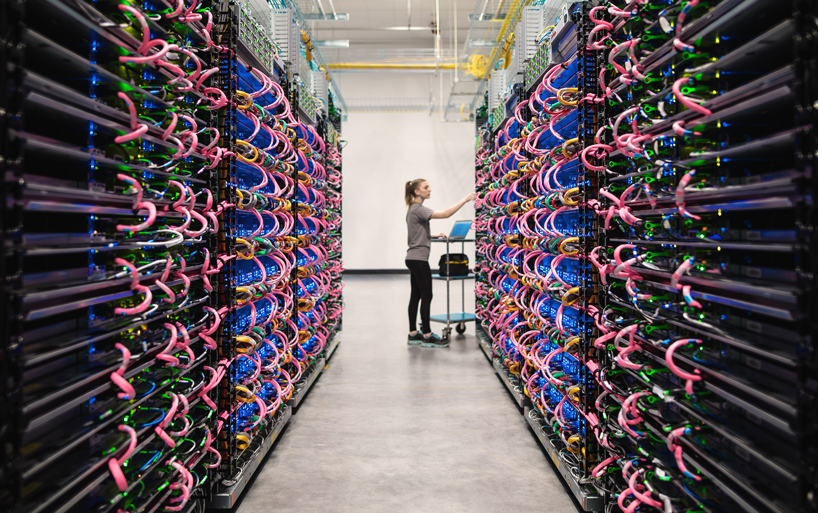 tpu-v2-6.max-1600x1600.jpg