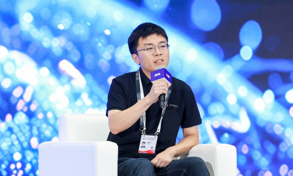 世界模型成WAIC大热点,无界动力要让机器人真正读懂物理世界