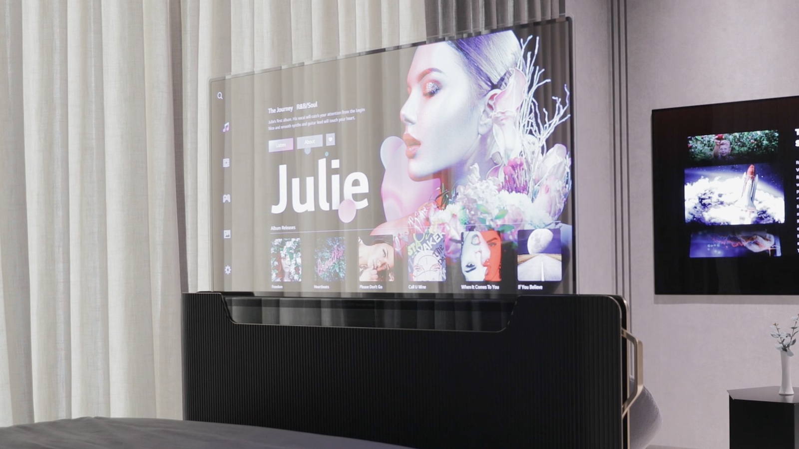 LG-Display-Transparent-OLED-TV-concept-01.jpeg