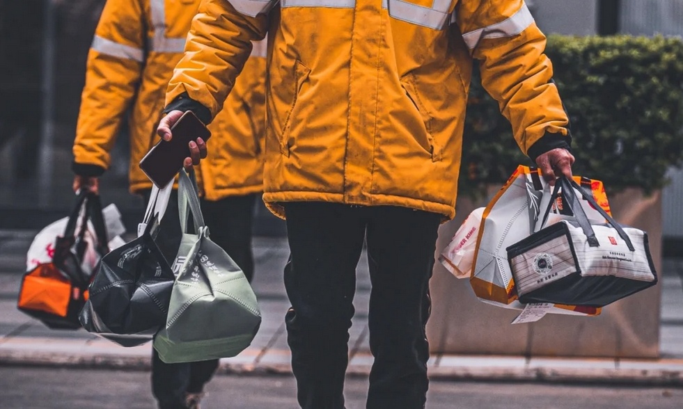 打工人的天选外卖“塌房”，这下彻底没得洗了