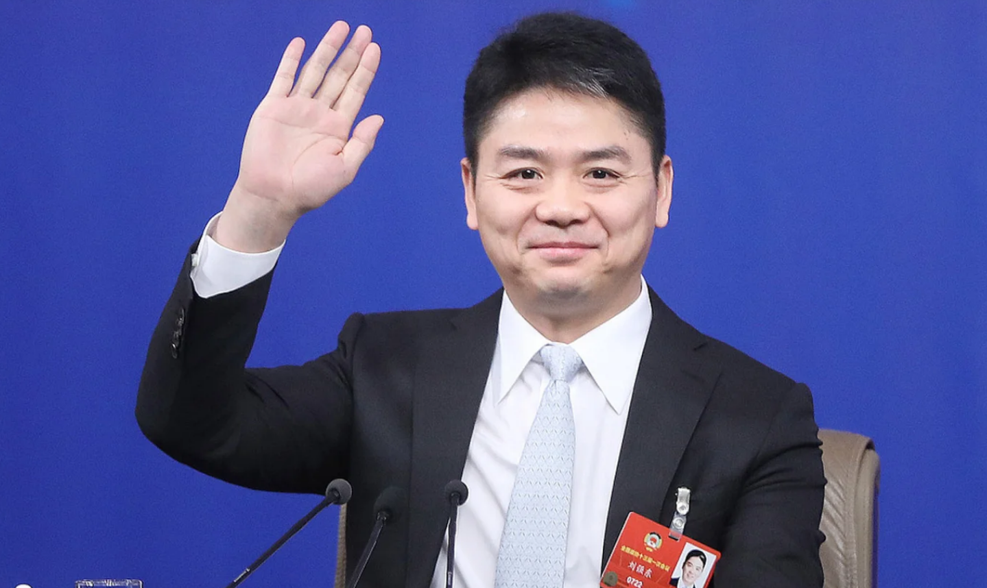 刘强东闷声干大事！两大巨头零售齐聚京东，这盘棋太大了