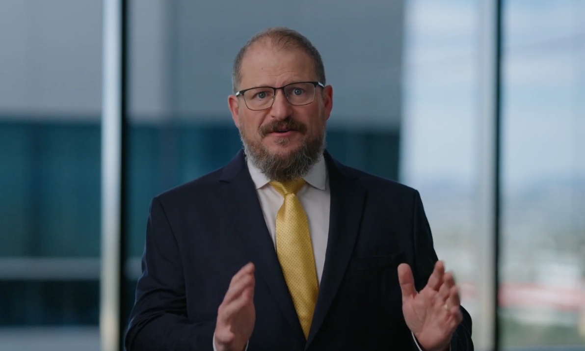 高通AI新成果：可穿戴40+款，PC 150款，座舱平台上车7500万辆